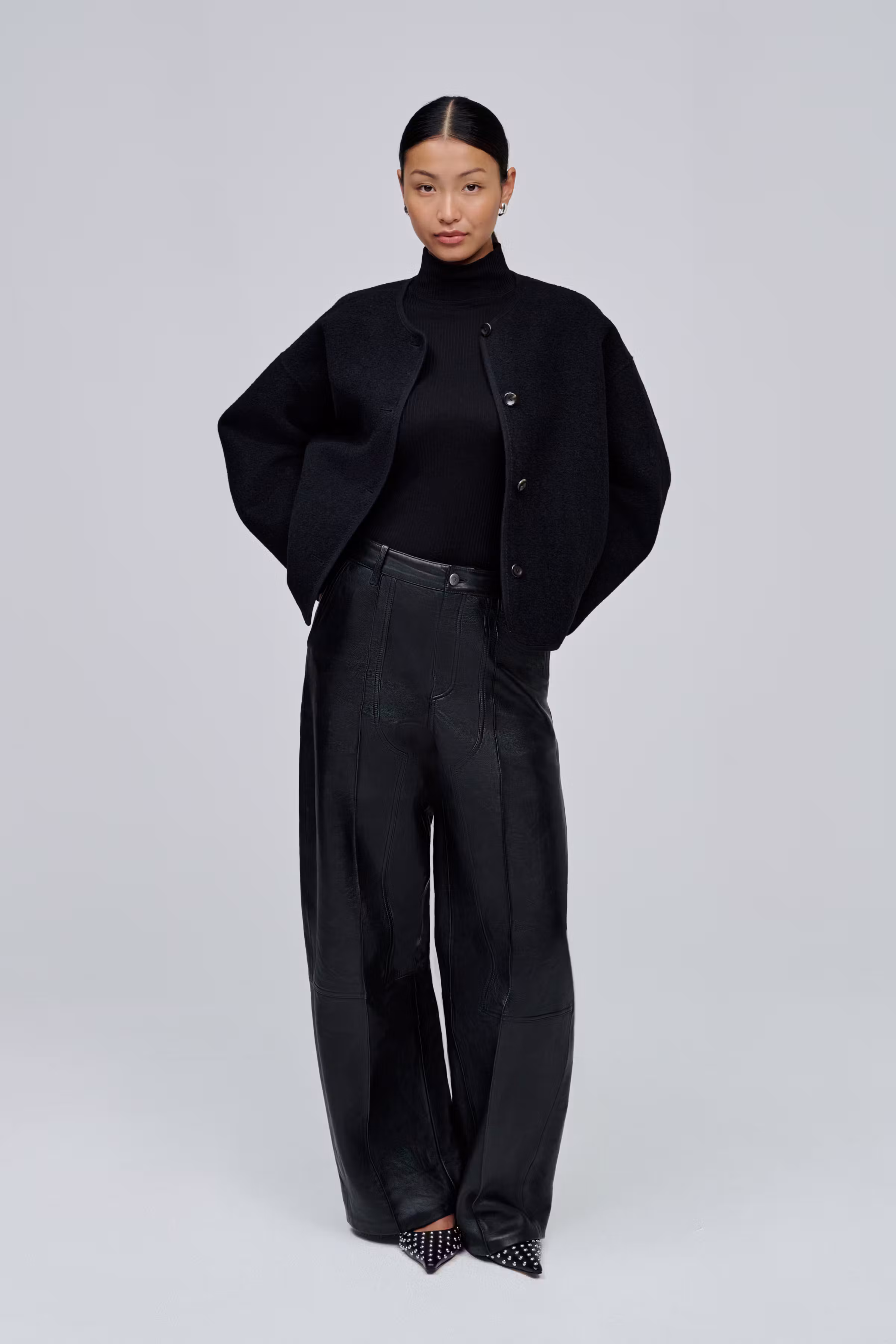 IOJuventa Outerwear LOOKBOOK FRONT 30600104-BK999