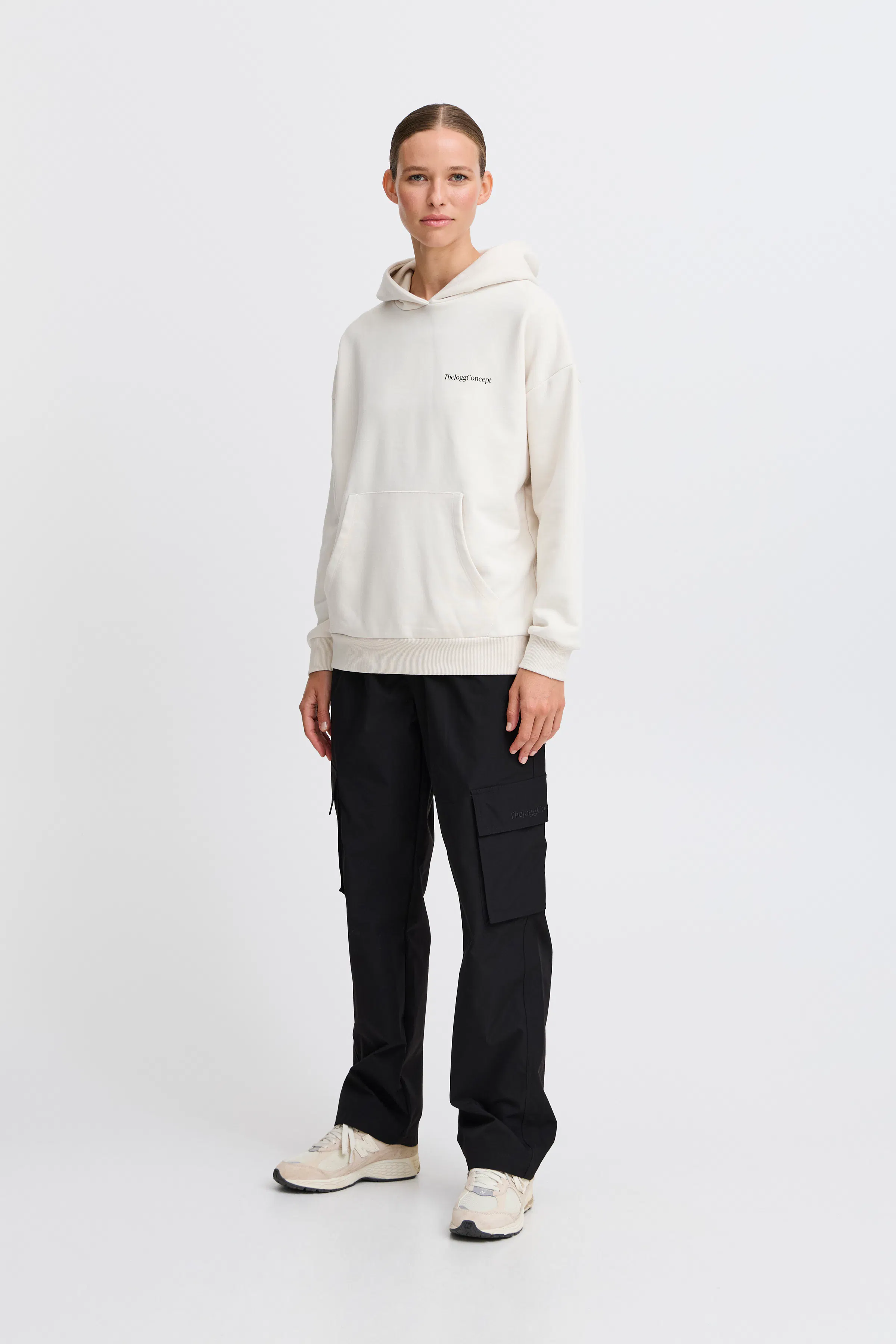 JCSAJA Sweatshirt LOOKBOOK FRONT 22800807-130905