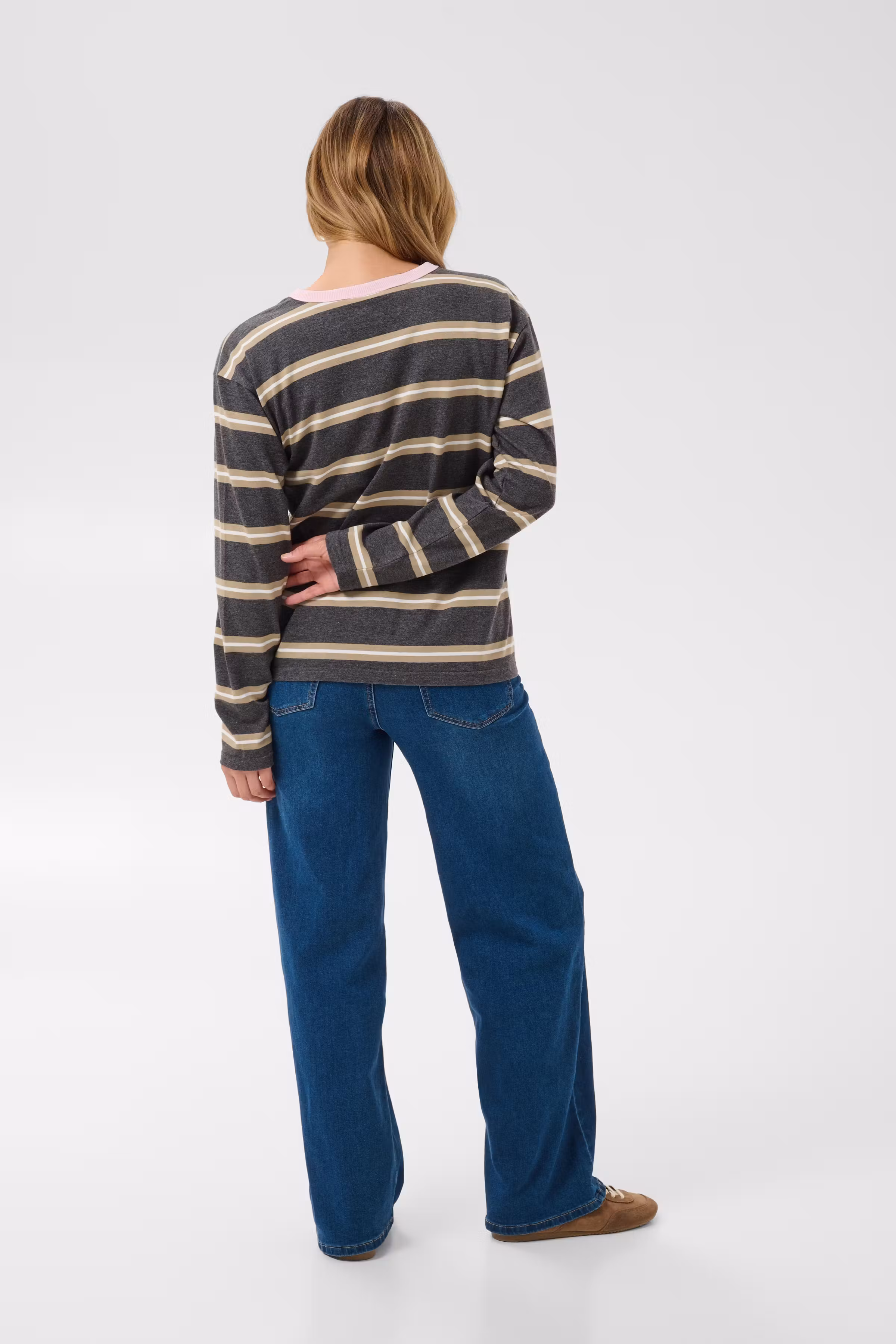 KAwinny T-shirt LOOKBOOK BACK 10513105-1000732
