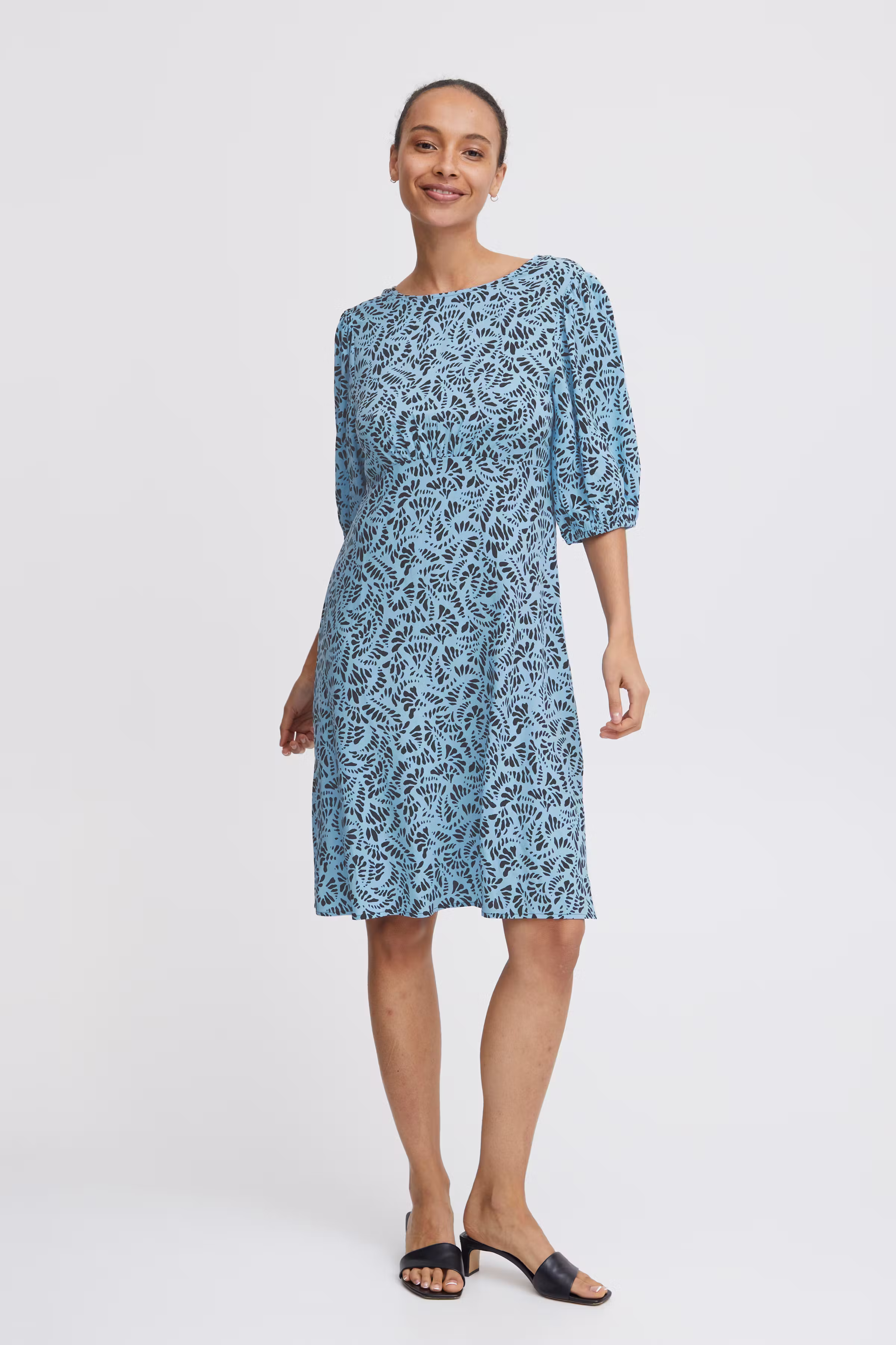 BYMMJOELLA Kjole LOOKBOOK FRONT 20814537-202957