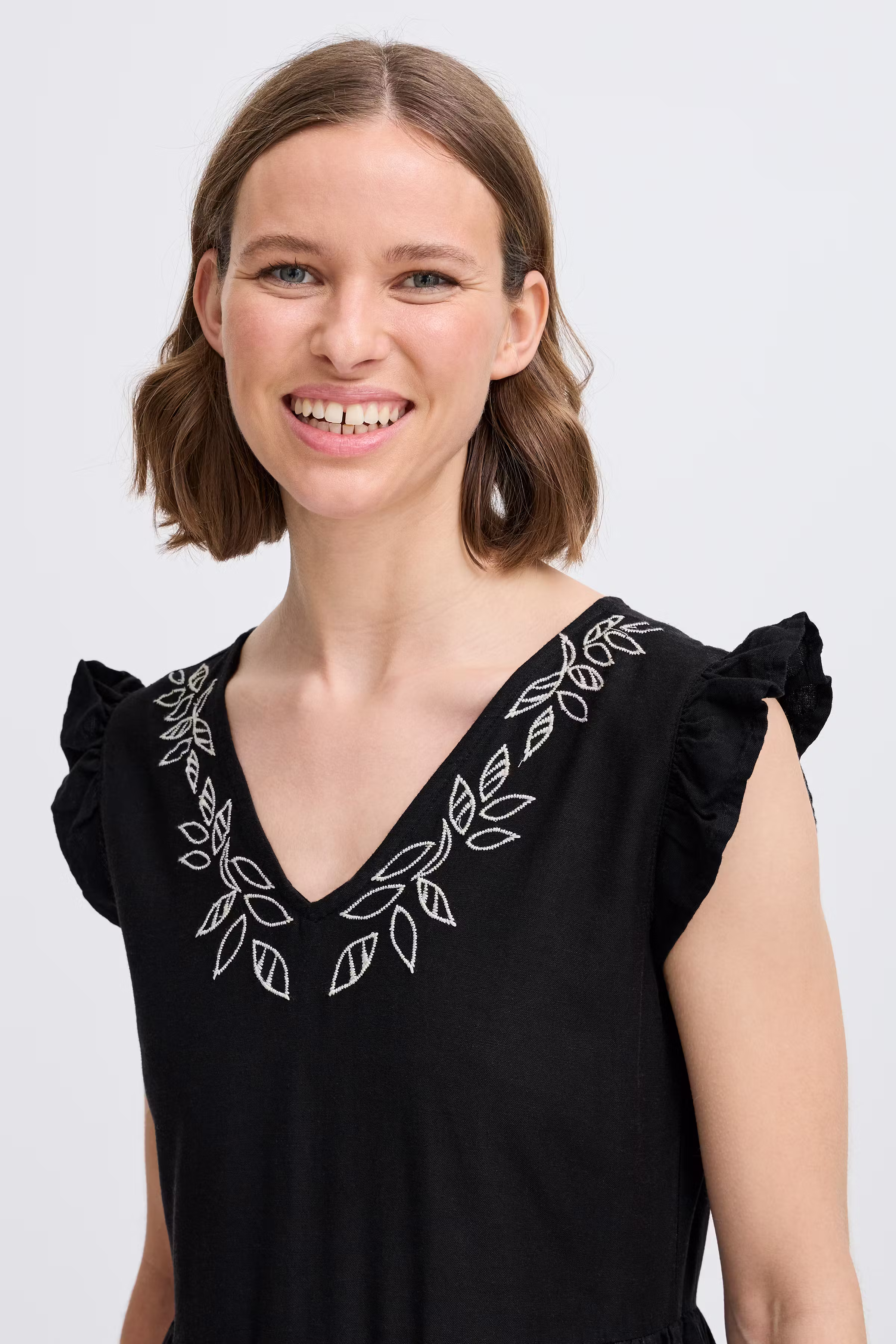 BYIBONO Kjole LOOKBOOK DETAIL 20816794-200451