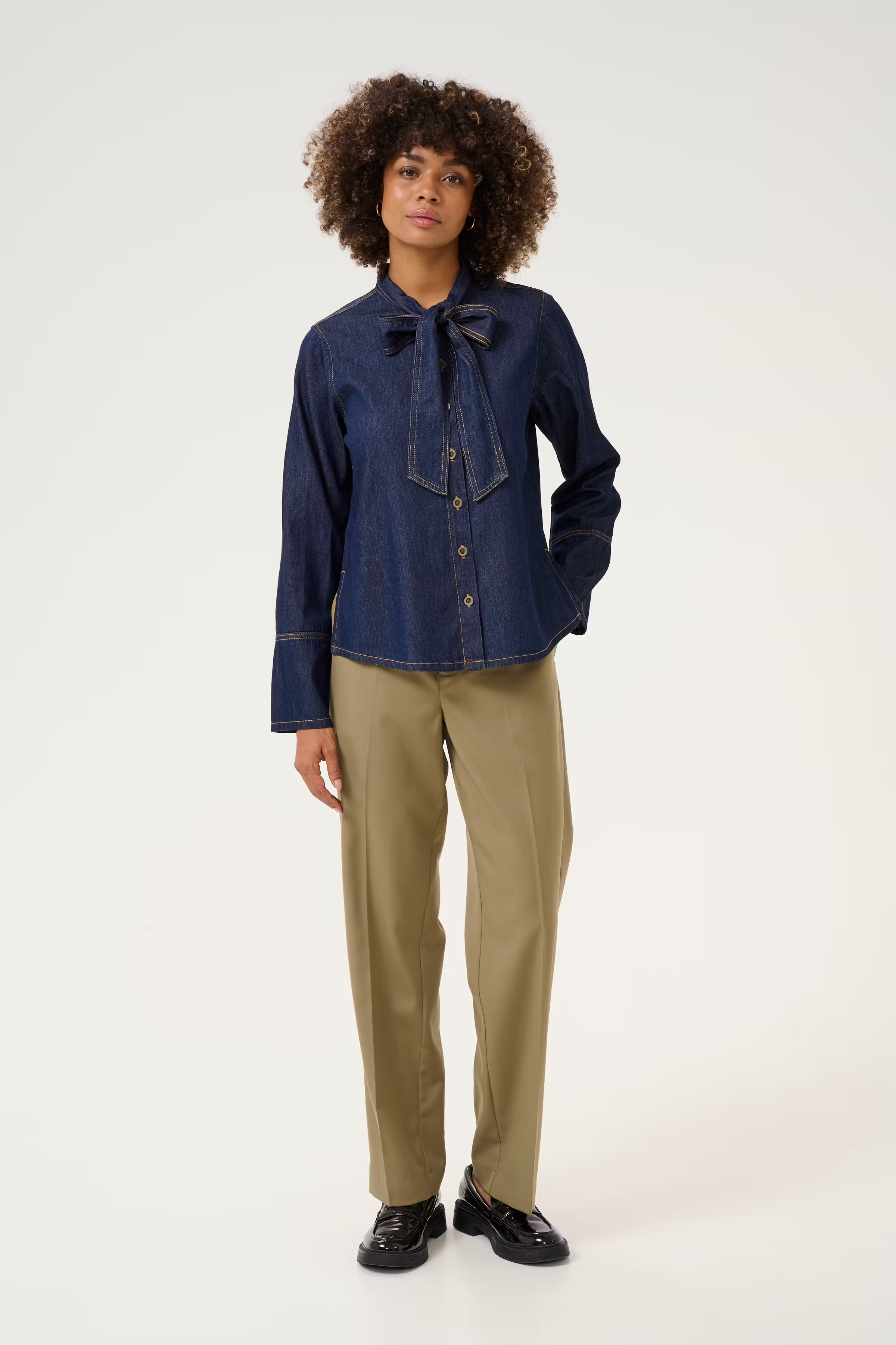 CUwinnie Skjorte LOOKBOOK FRONT 50111466-500119