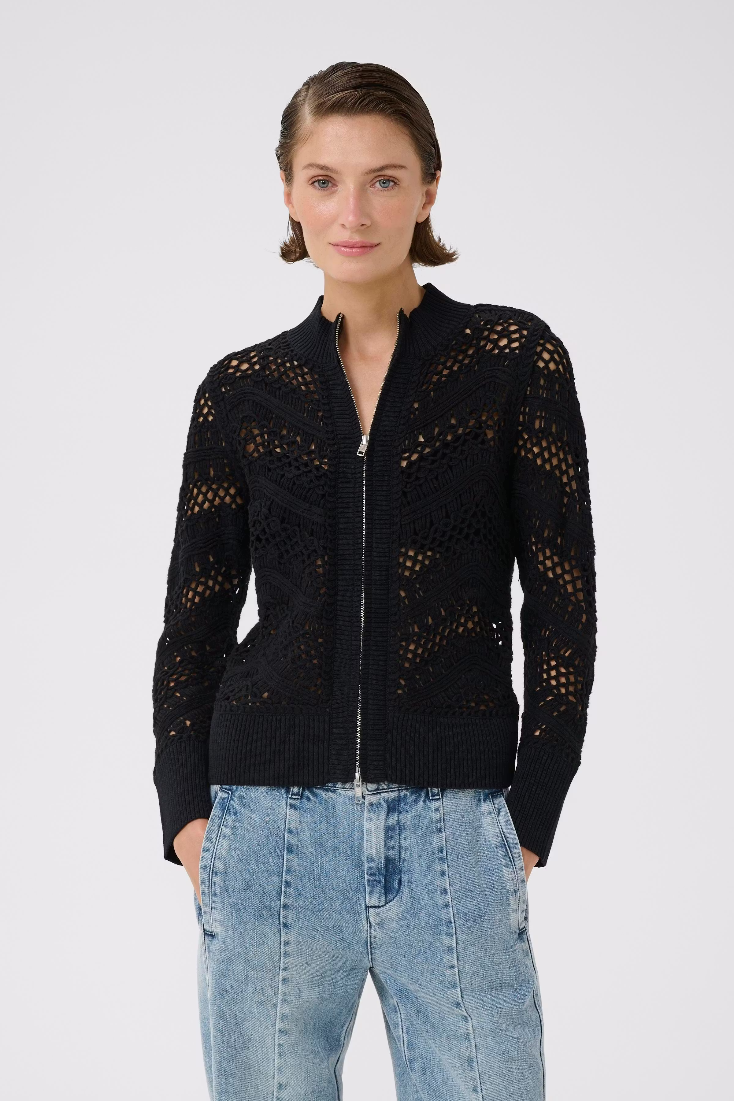KBEudora Cardigan LOOKBOOK FRONT 10105805-194008
