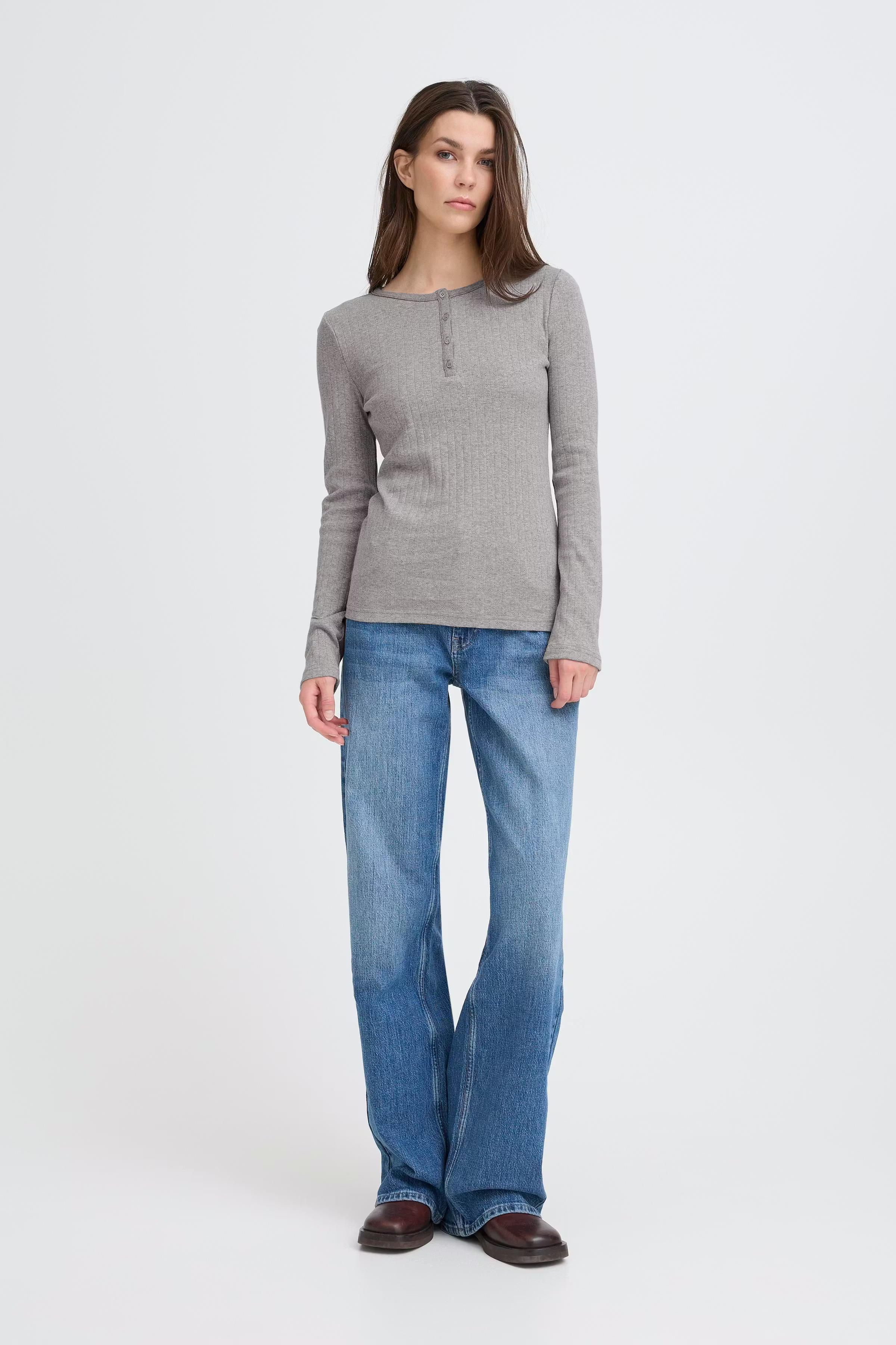 PZLISA T-shirt LOOKBOOK FRONT 50209248-205358