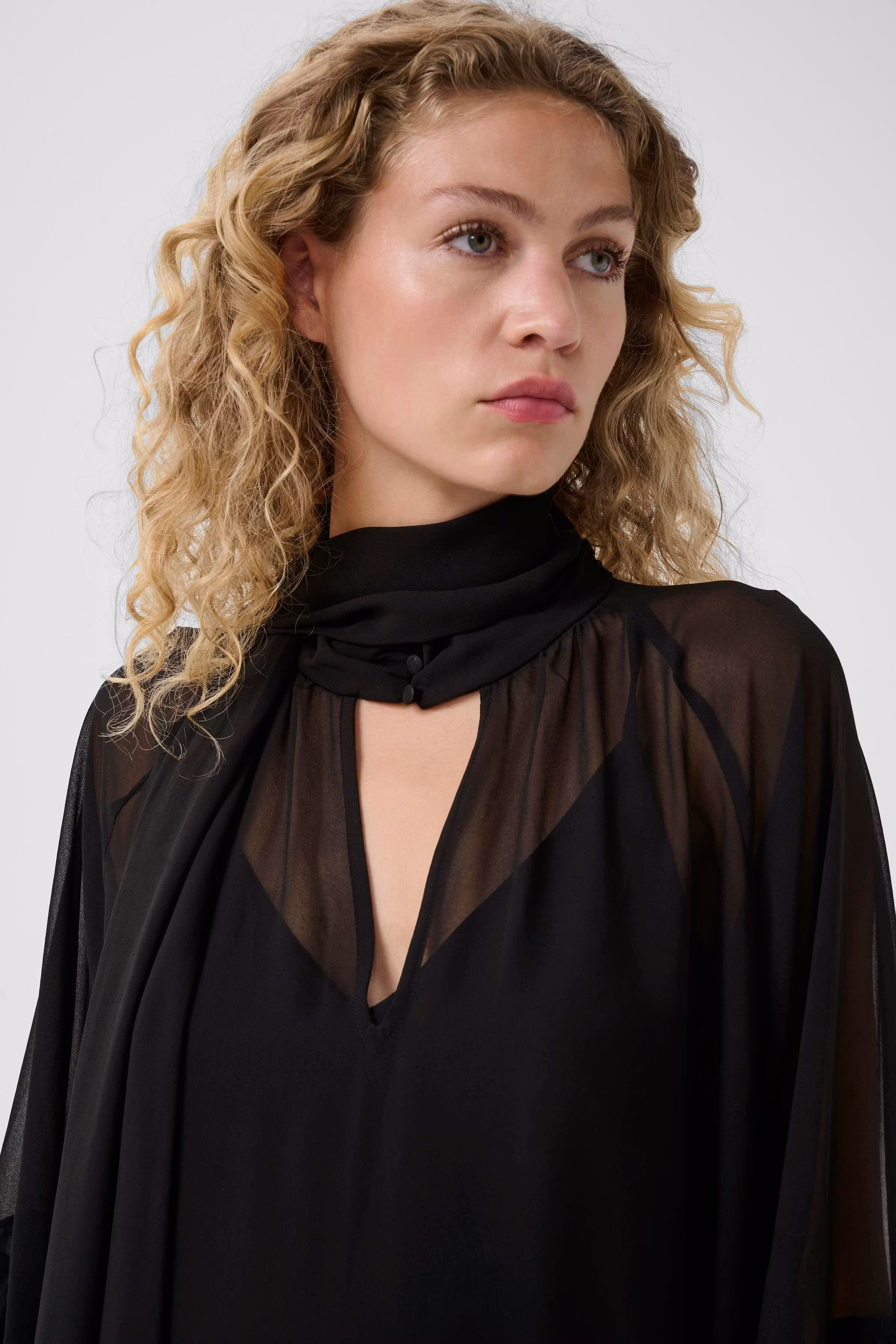 GZzurina Kjole LOOKBOOK DETAIL 10911028-100017