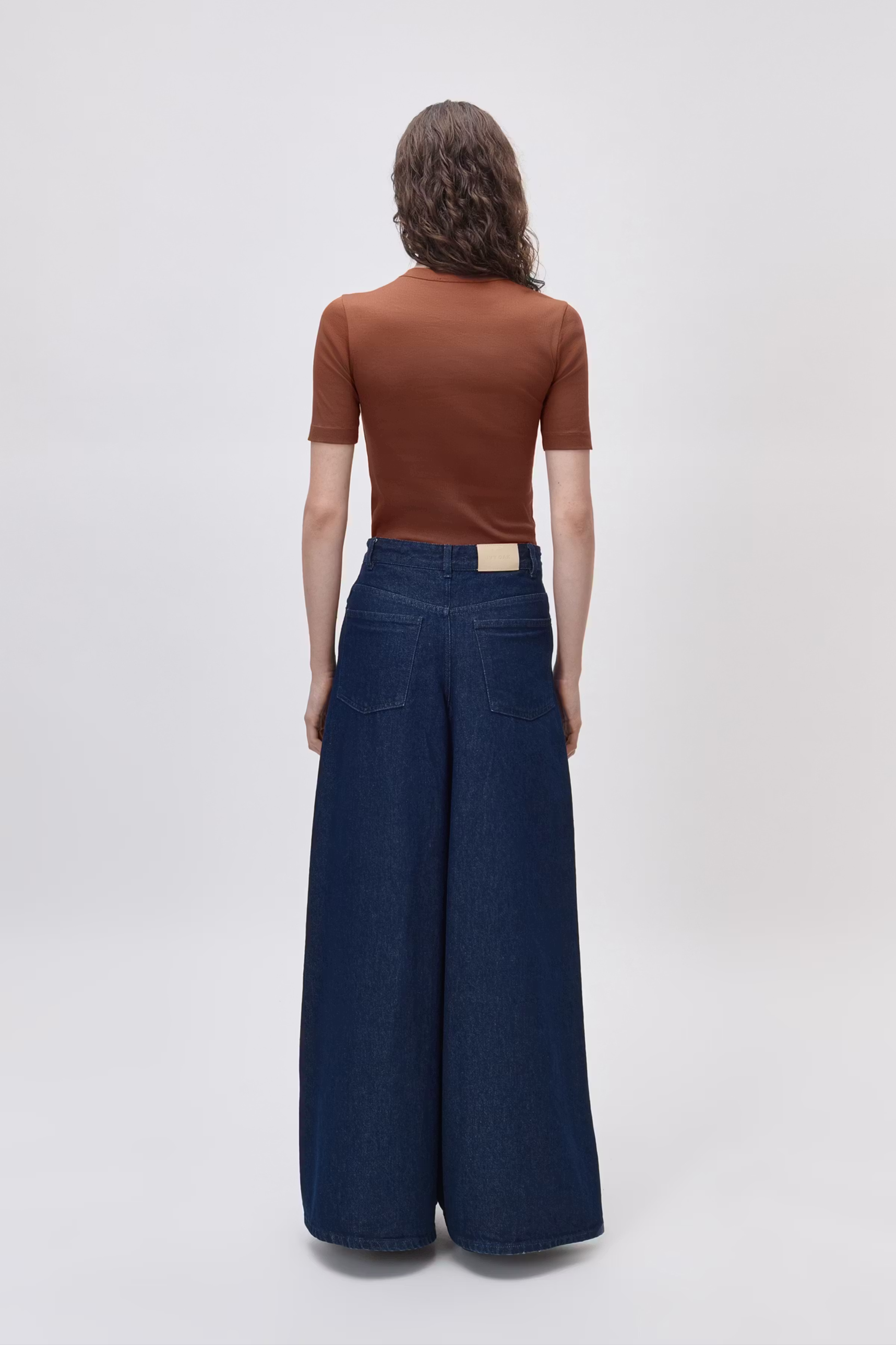 IOKRISTIN Top LOOKBOOK BACK 30600546-BR208