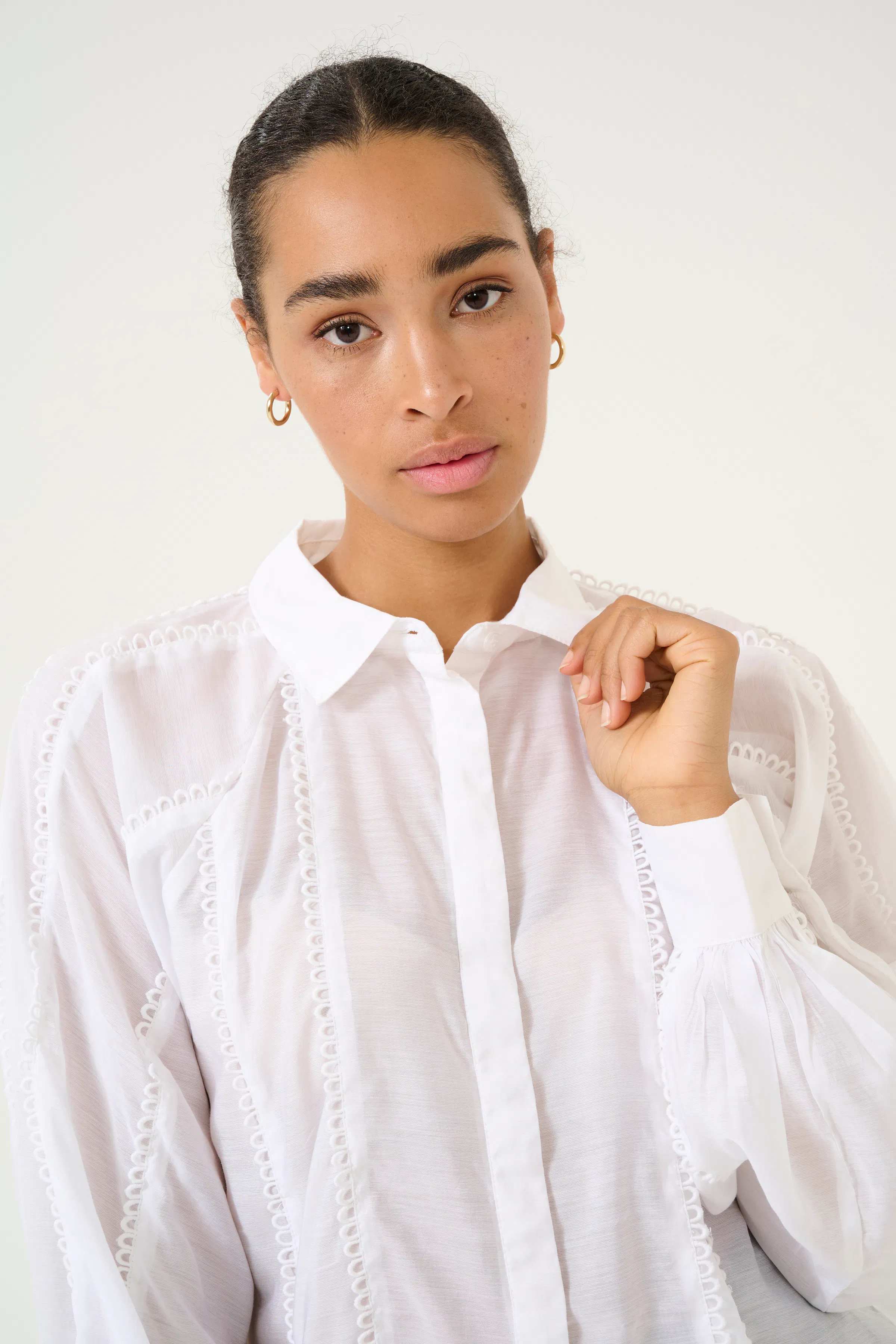 OdineKB Blouse LOOKBOOK DETAIL 10104969-110601