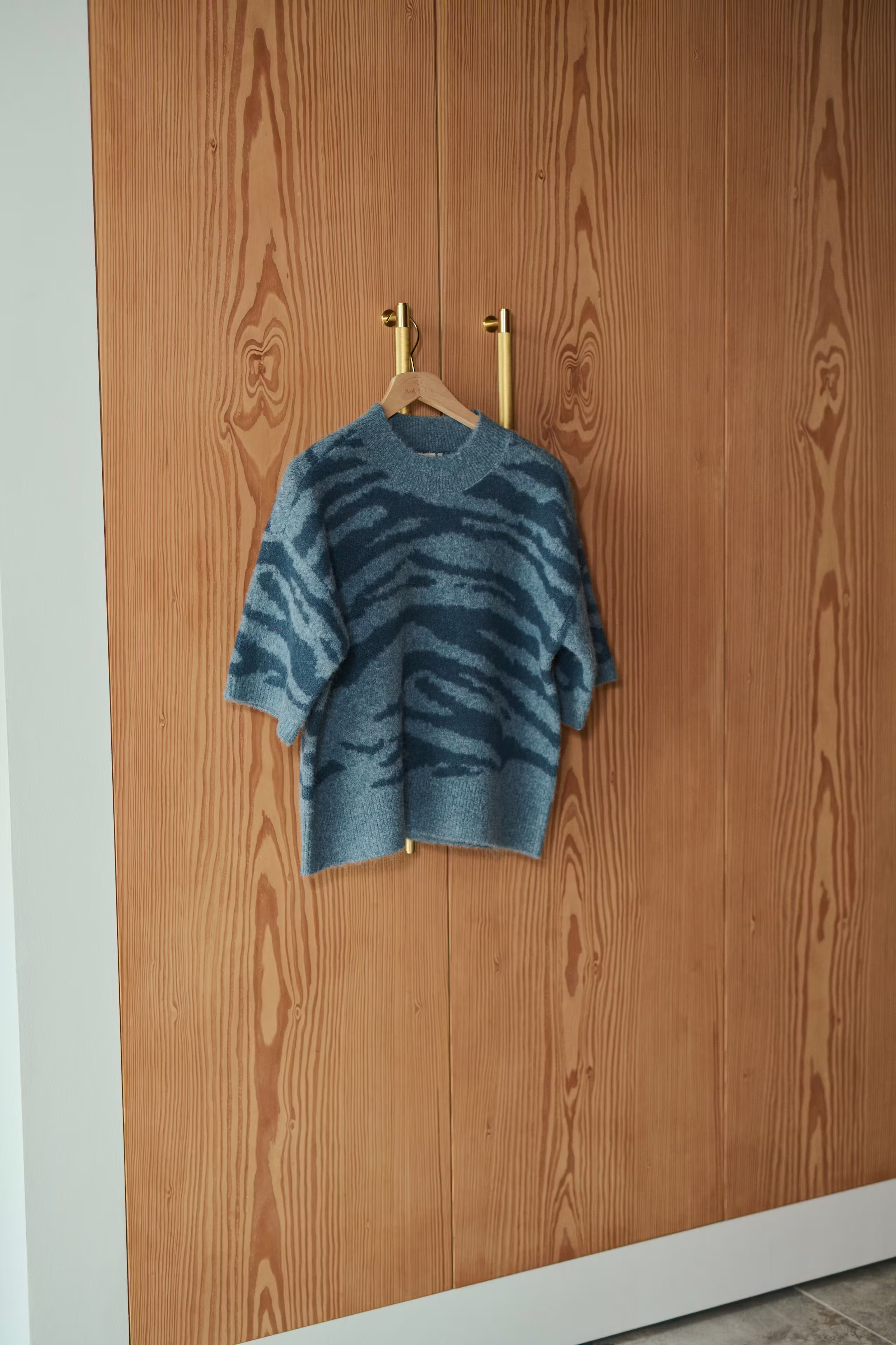 KAsandra Pullover LOCATION NONE 10510453-108395