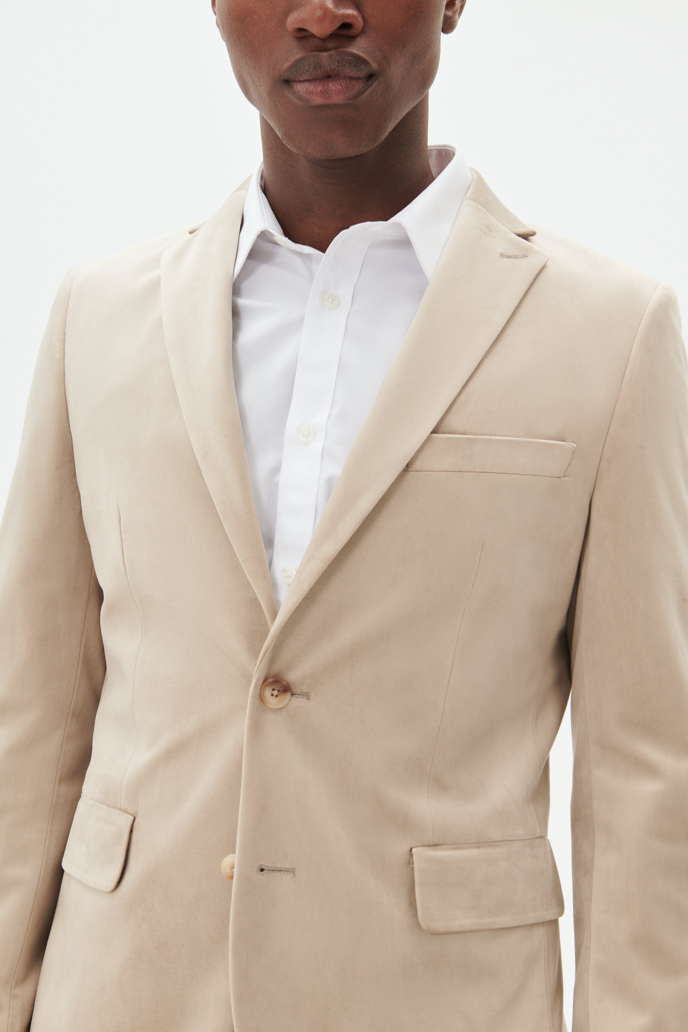 MAgeorge Velour Blazer LOOKBOOK DETAIL 30205027-161105