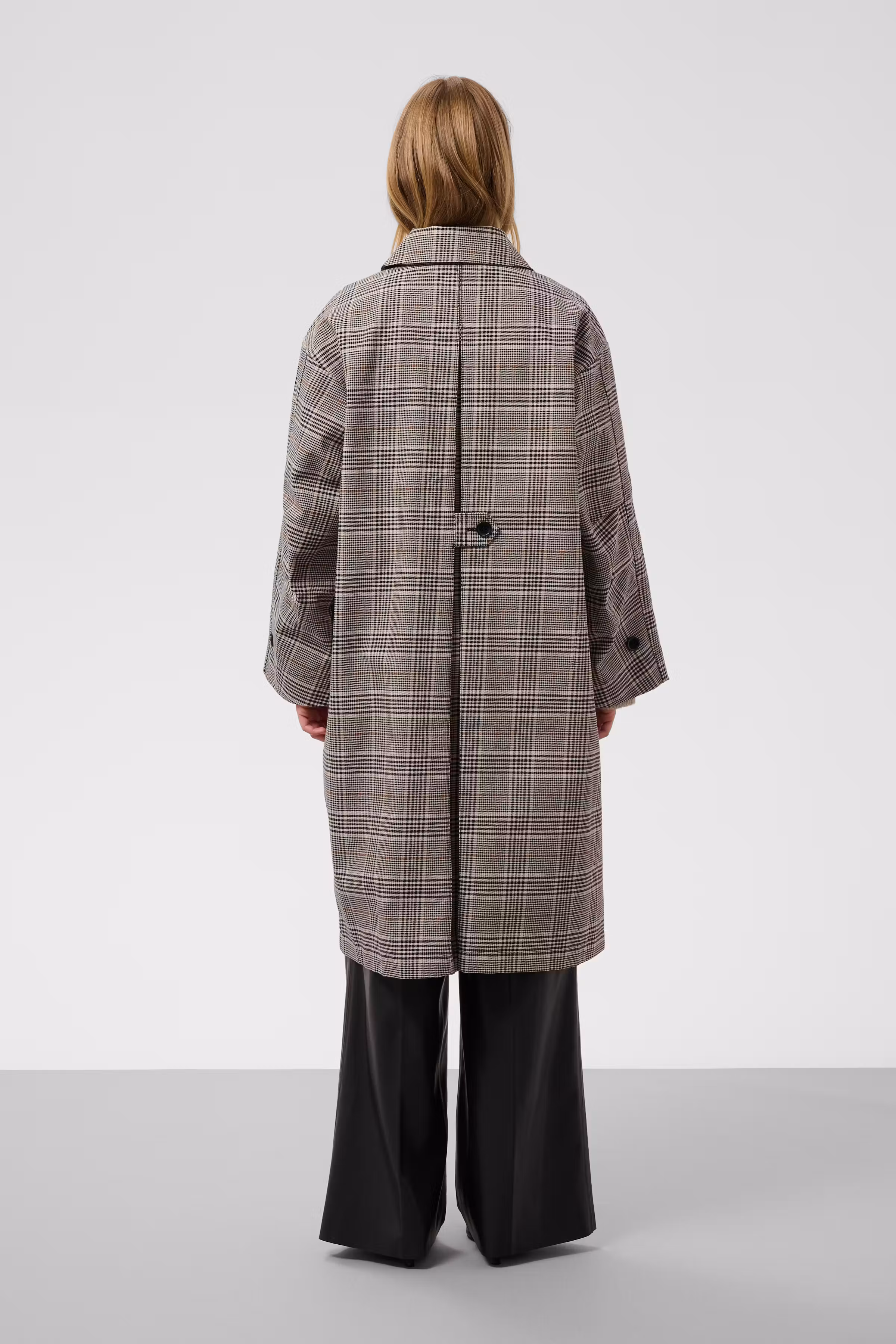SLChecky Coat LOOKBOOK BACK 30409611-305398