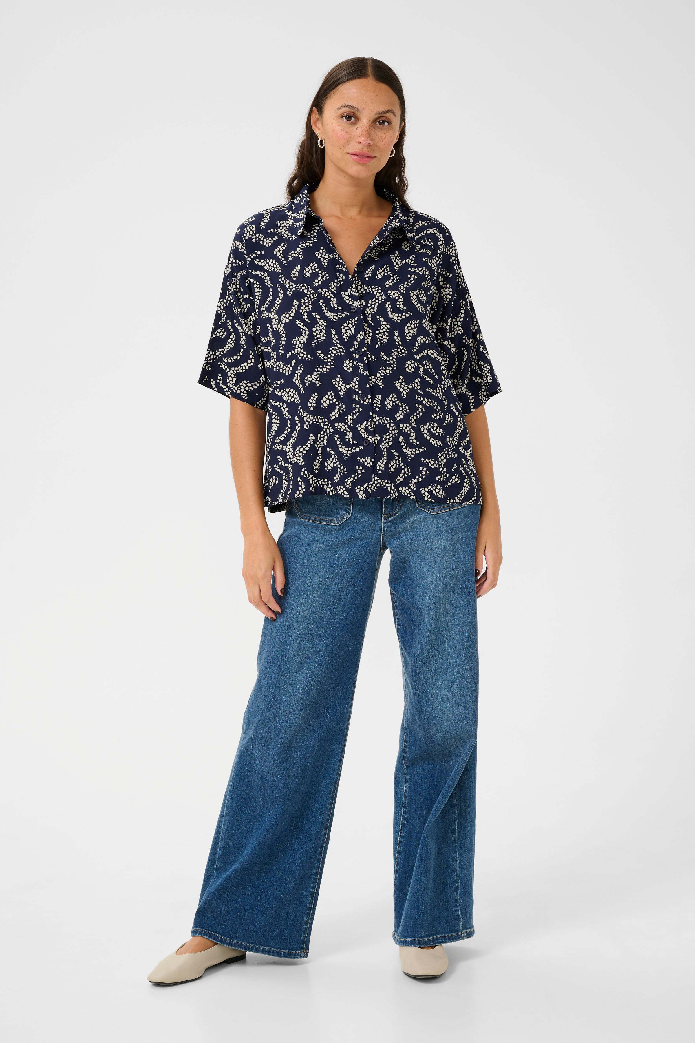 KAbarton Shirt LOOKBOOK FRONT 10509914-107419