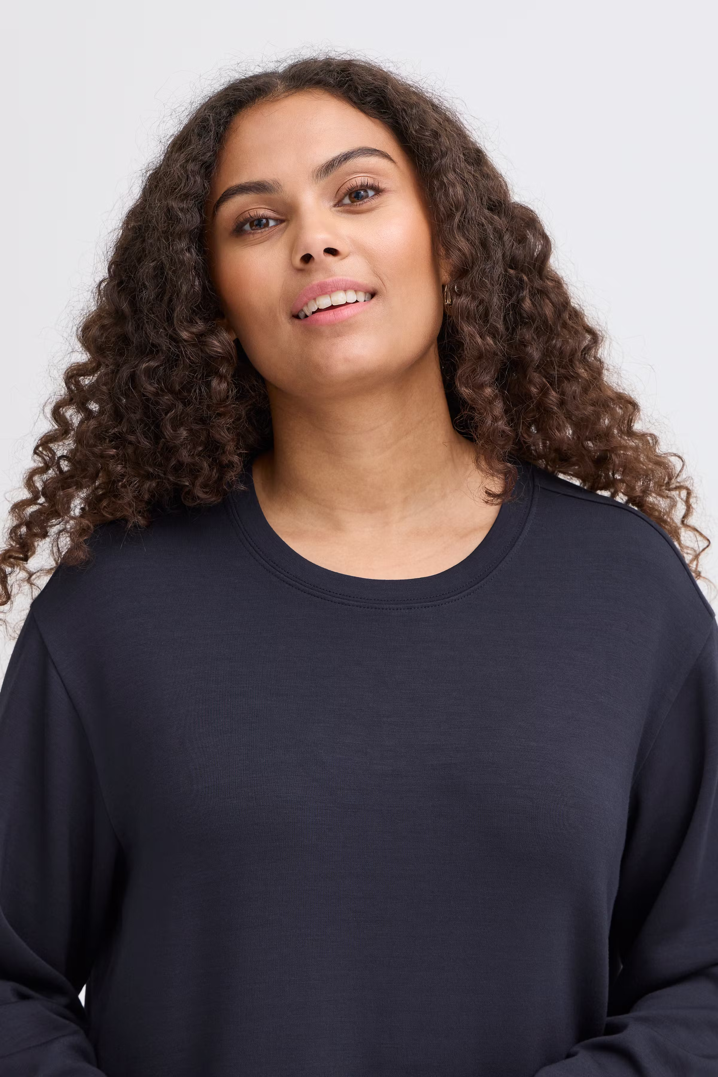 FRAURORA Sweatshirt kjole LOOKBOOK DETAIL 20615560-193923