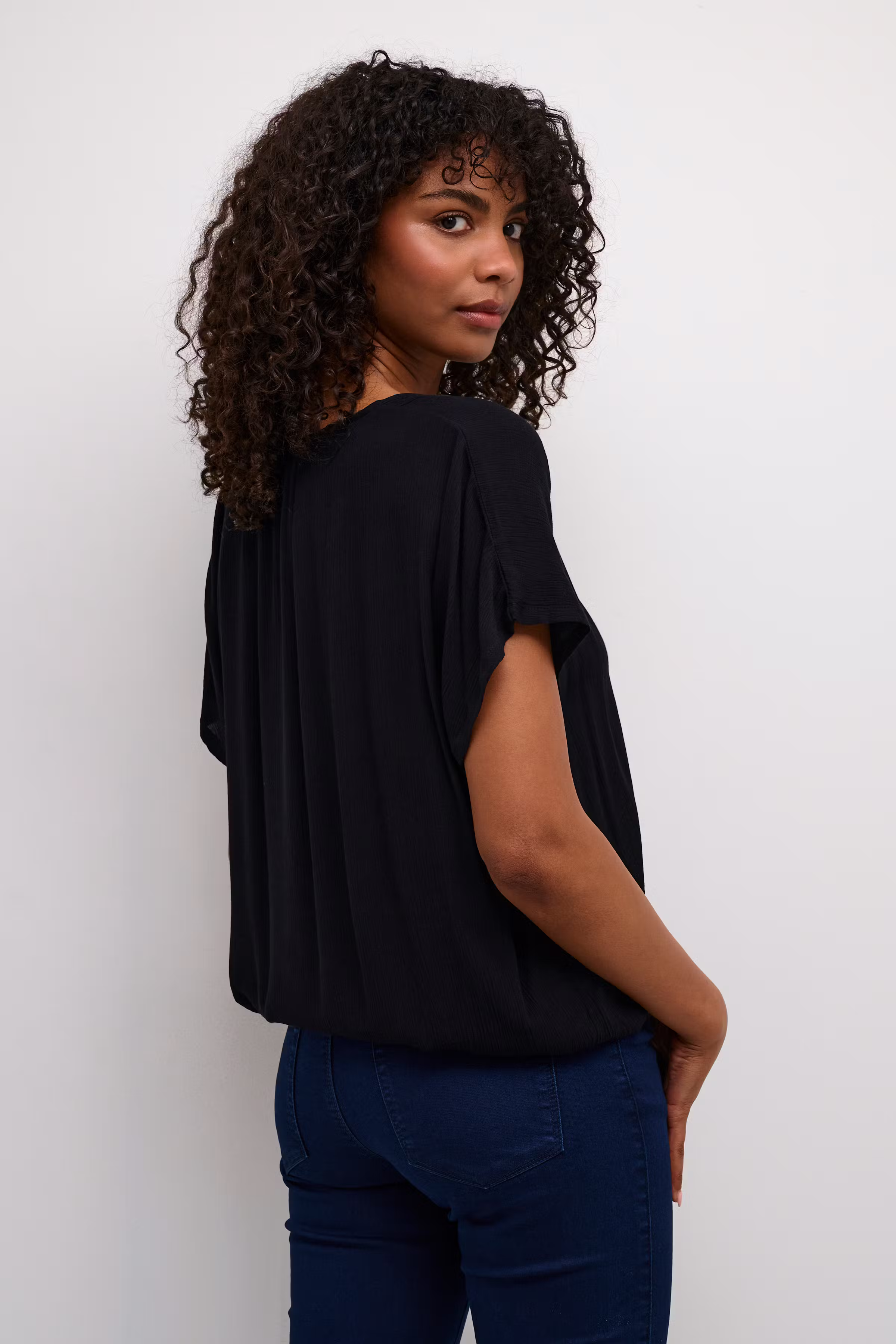 KAamber Bluse LOOKBOOK BACK 10500781-50600