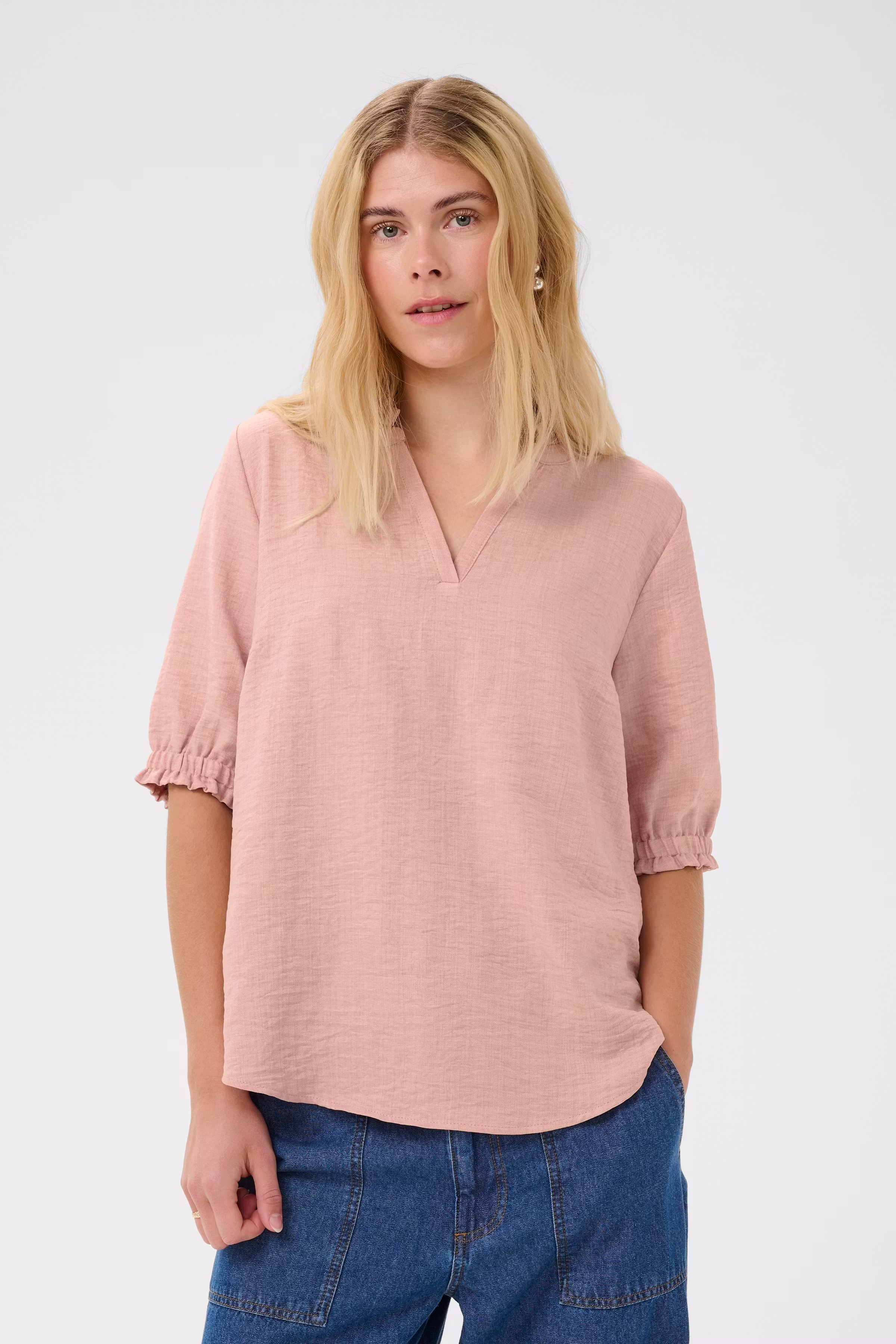 BPoda Bluse LOOKBOOK FRONT 40200027-1415061