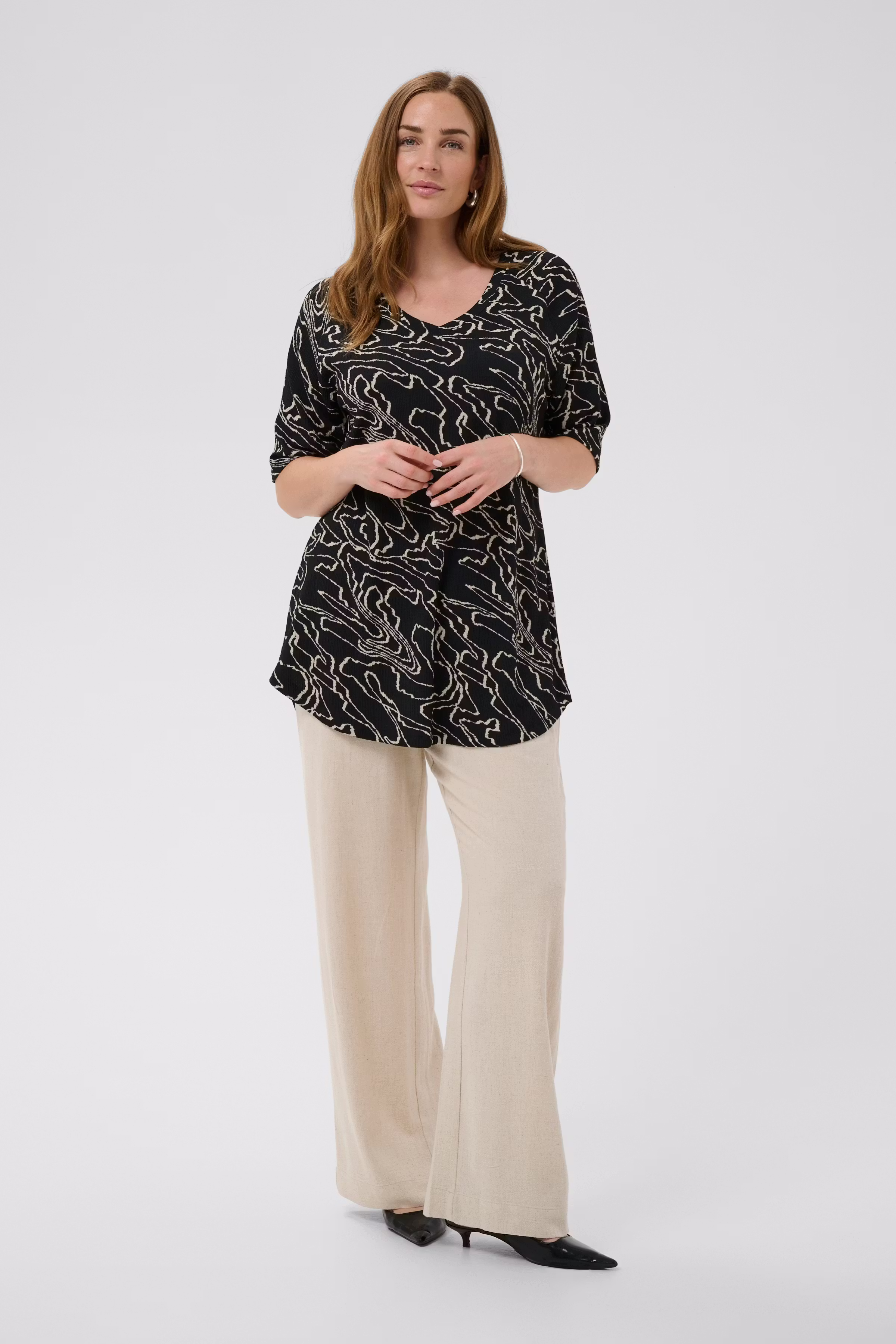 BPloretta Tunika LOOKBOOK FRONT 40200110-109261