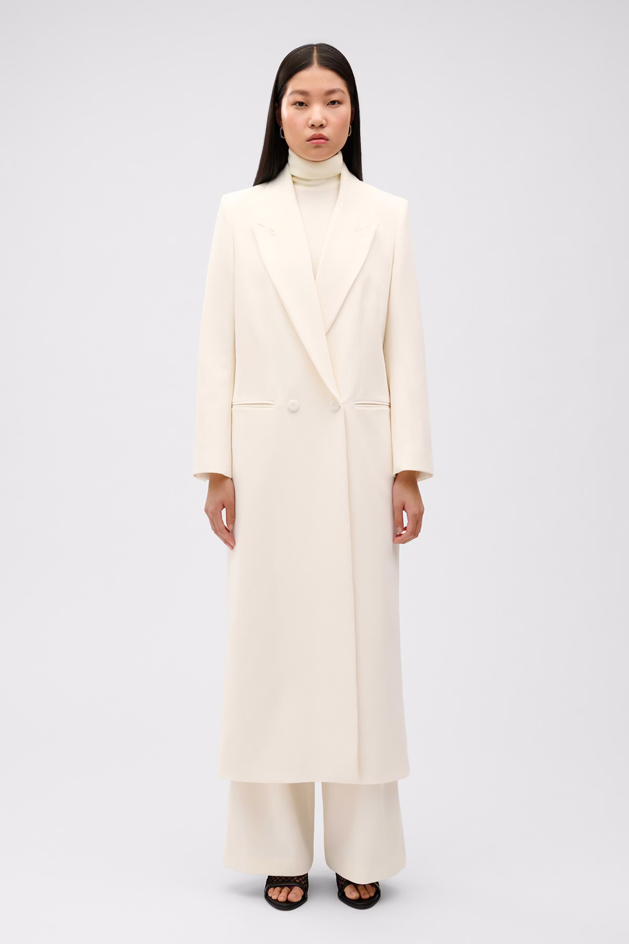 Jil Coat LOOKBOOK FRONT 30600560-WH011