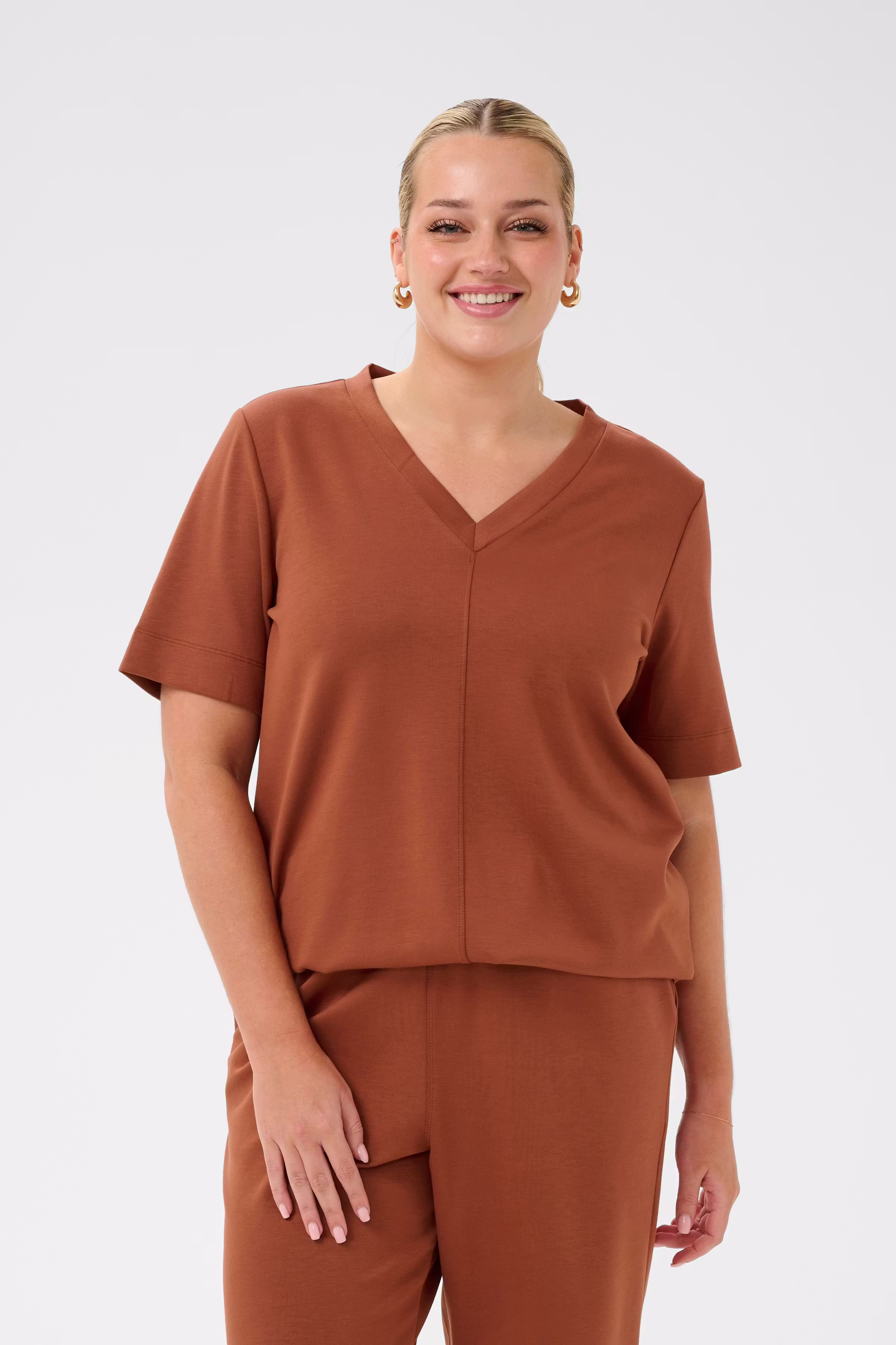 KCannia T-shirt LOOKBOOK FRONT 10584209-191334