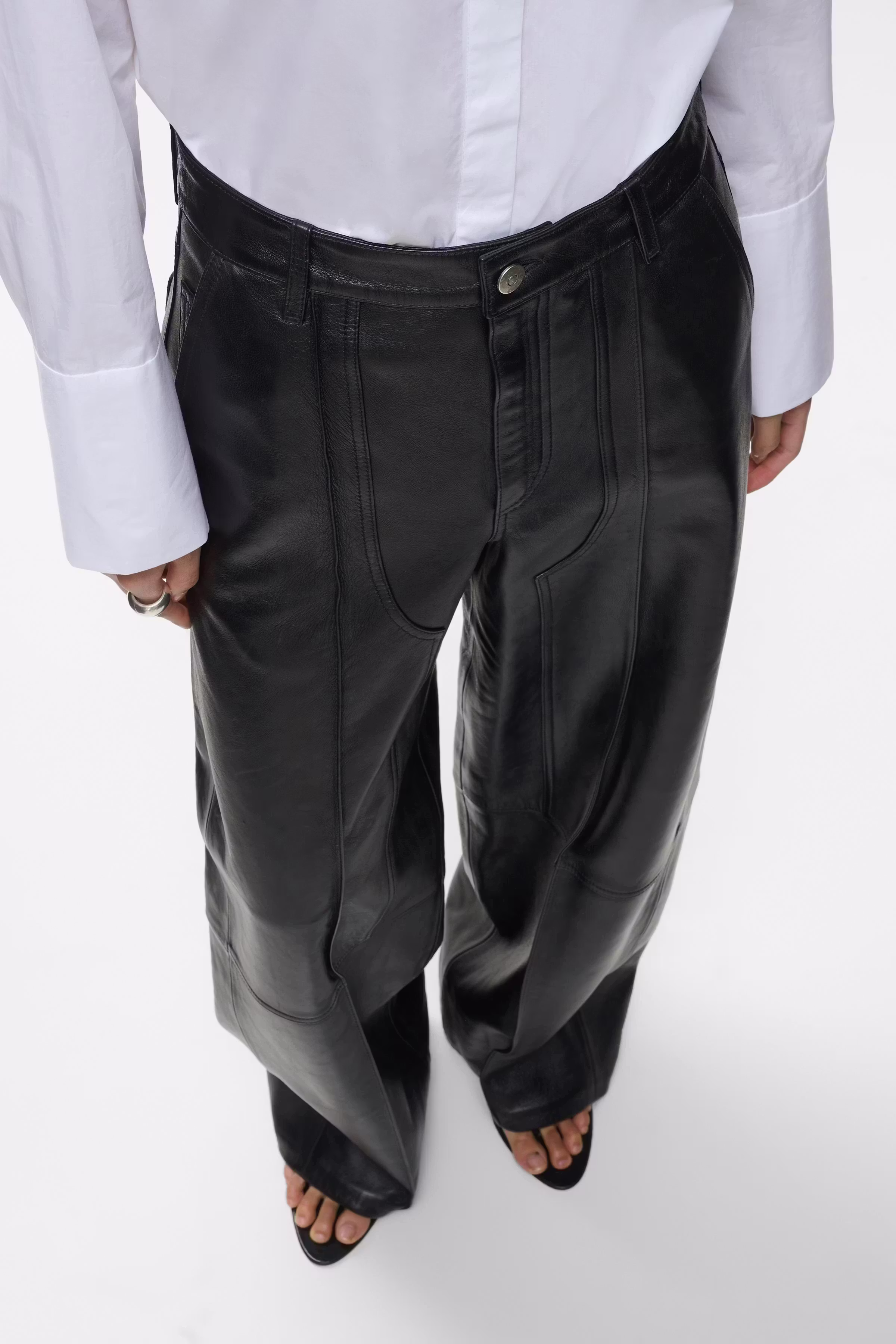 IOLESLIE Trousers LOOKBOOK FRONT 30600691-BK999
