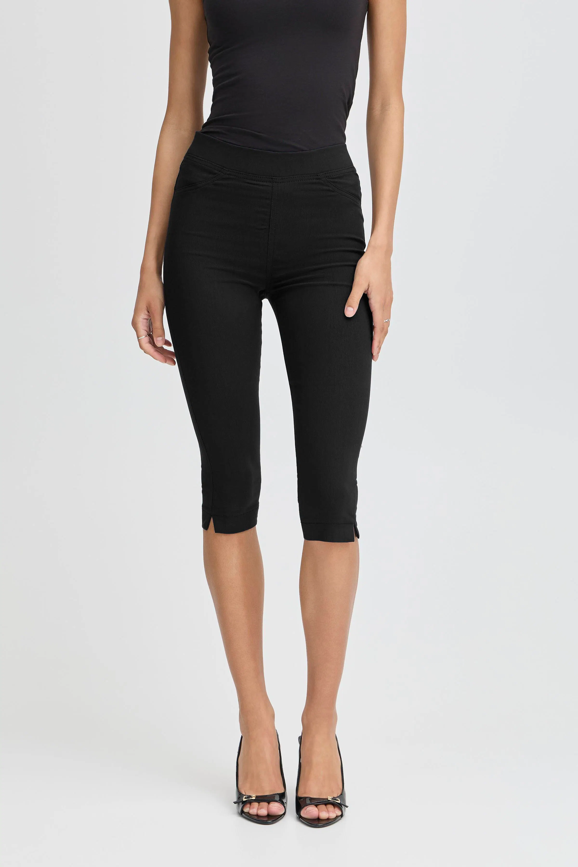 BYKEIRA Capri bukser LOOKBOOK FRONT 20805612-200451