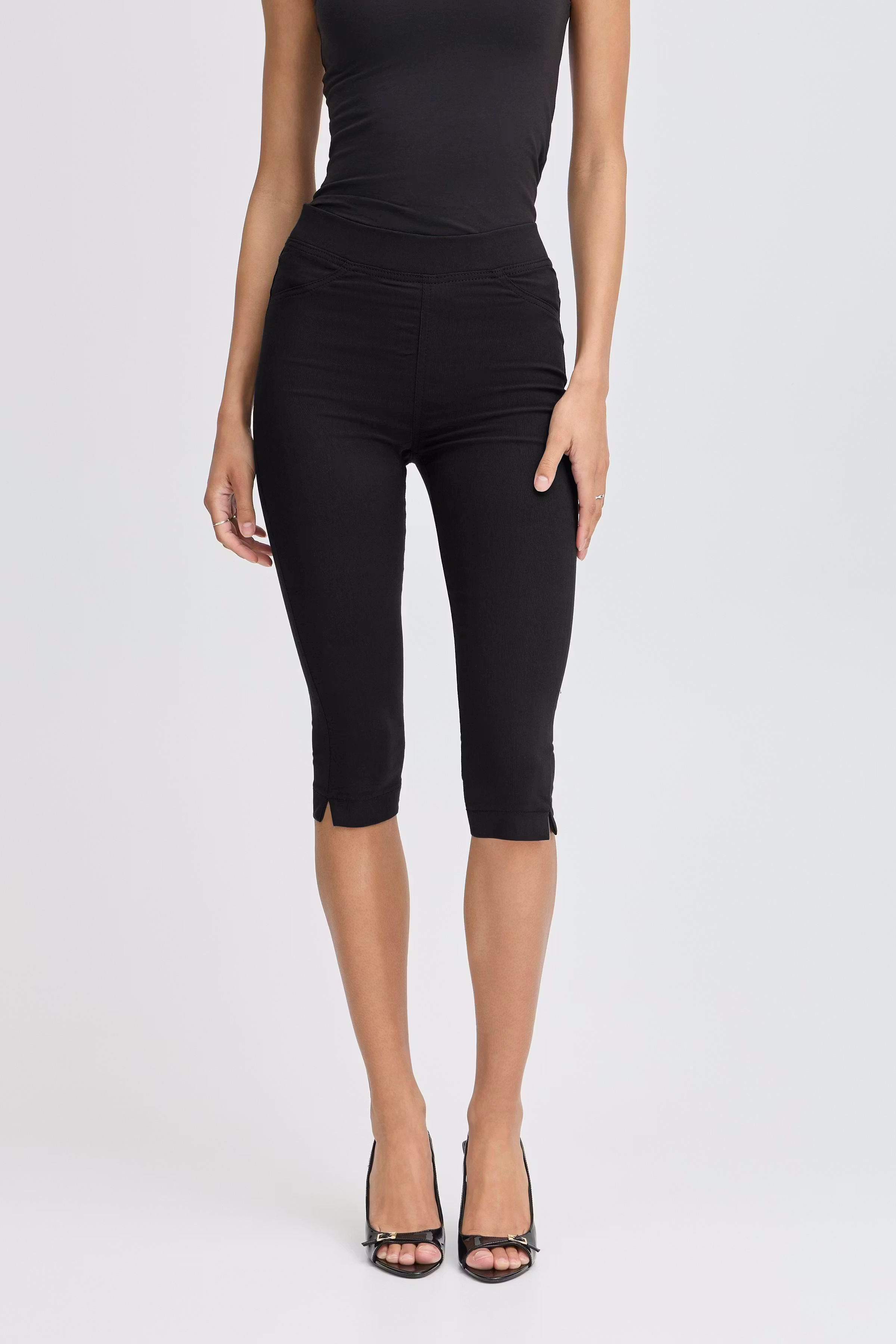 BYKEIRA Capri bukser LOOKBOOK FRONT 20805612-200451