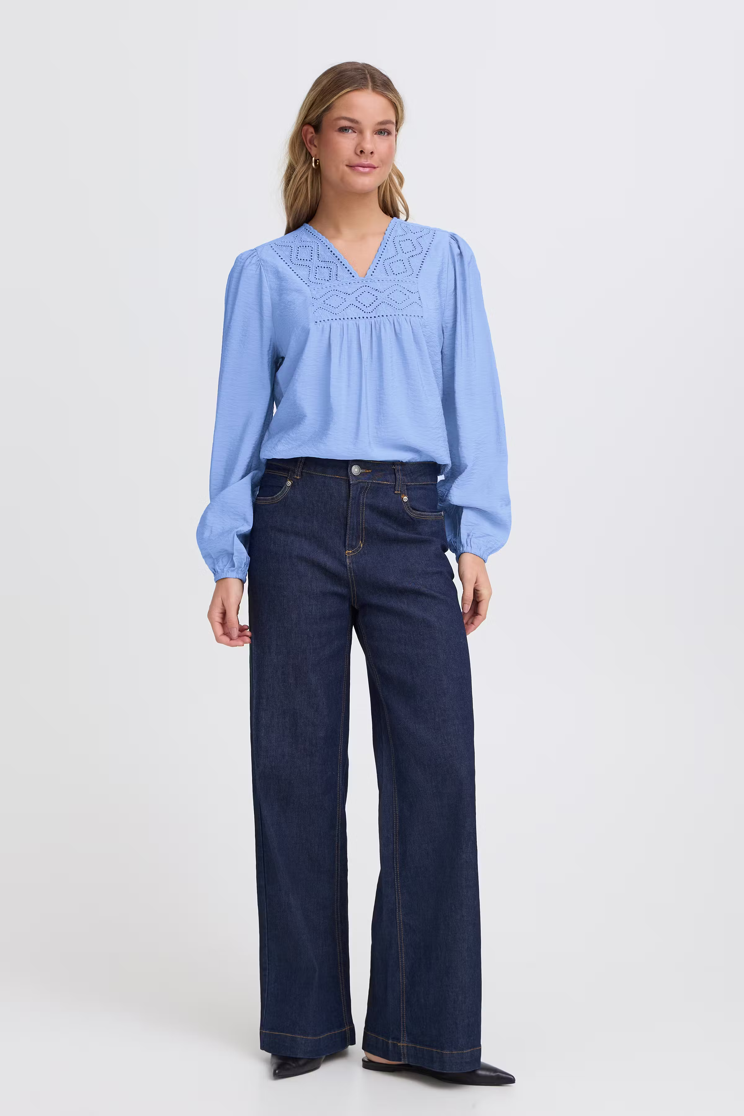 FRBLONDAS Bluse LOOKBOOK FRONT 20617813-164020