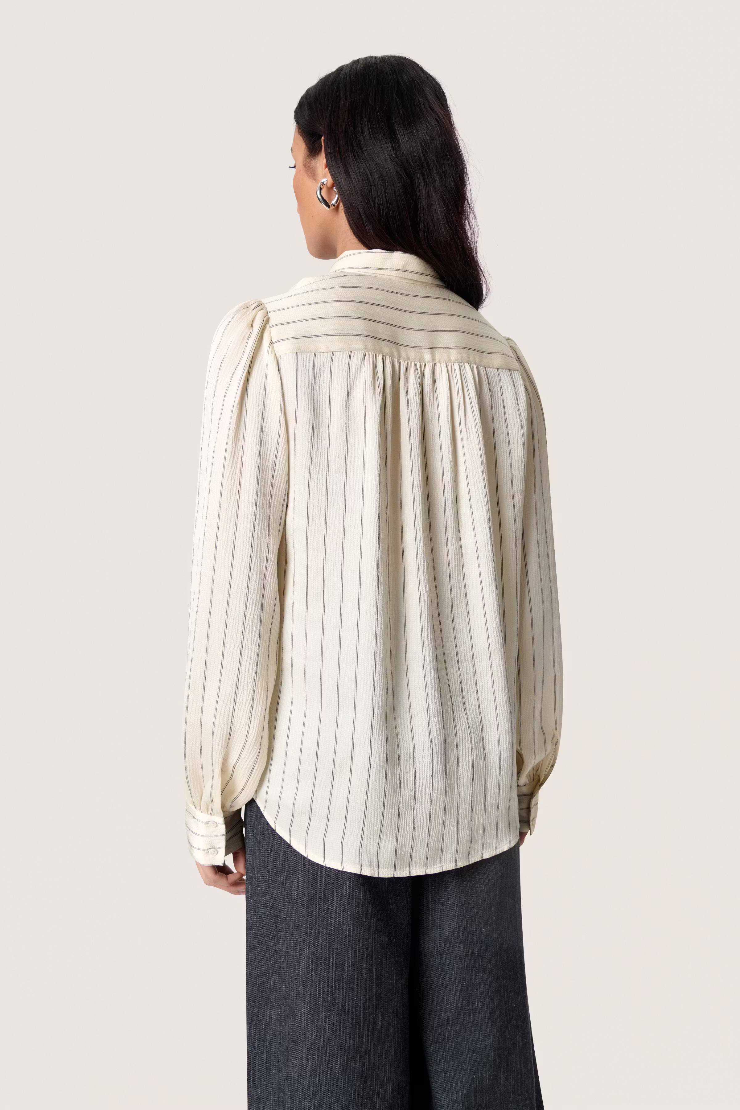 SLIoana Hemd LOOKBOOK BACK 30408706-303524