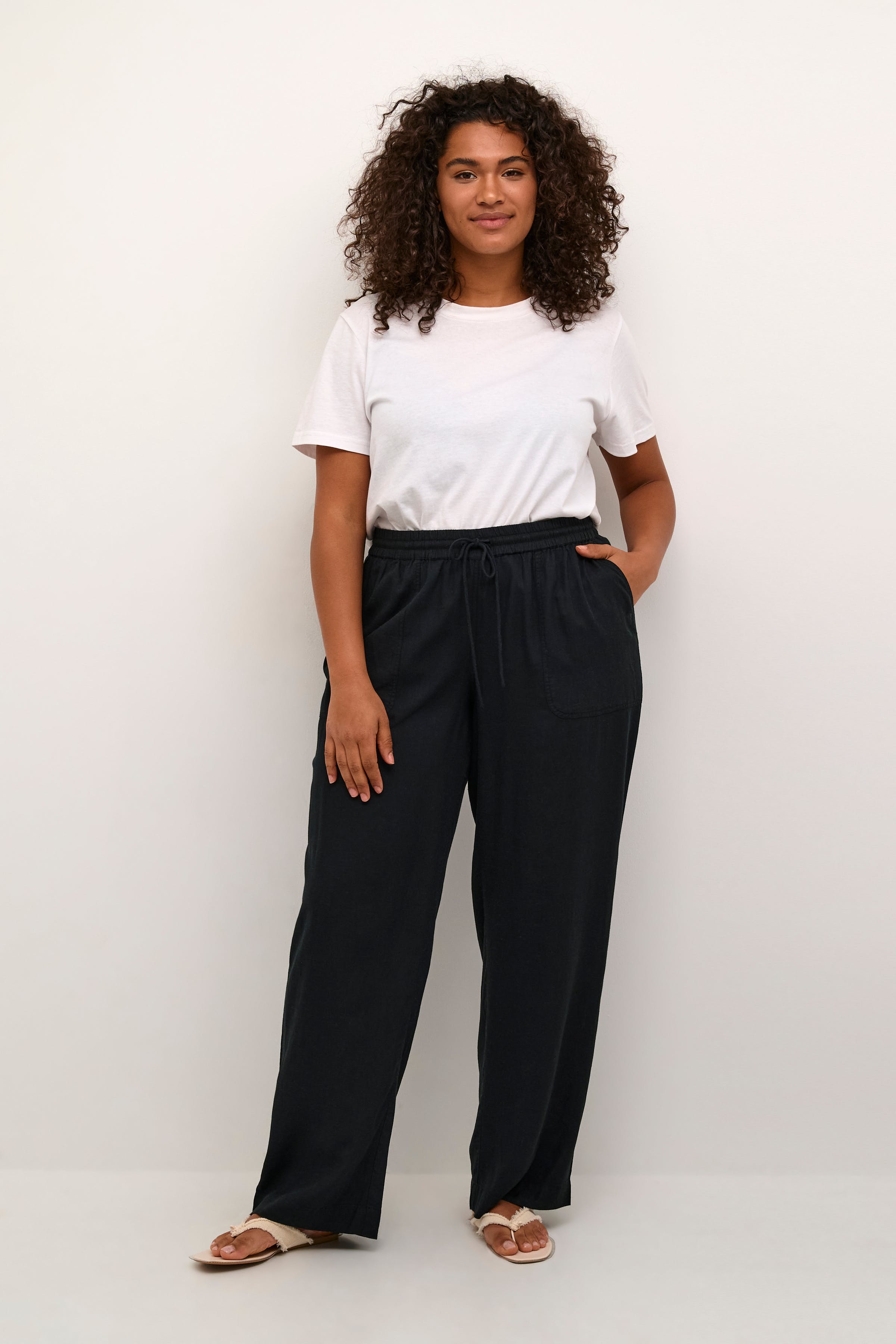 KCmille Linen Trousers LOOKBOOK FRONT 10582220-100121