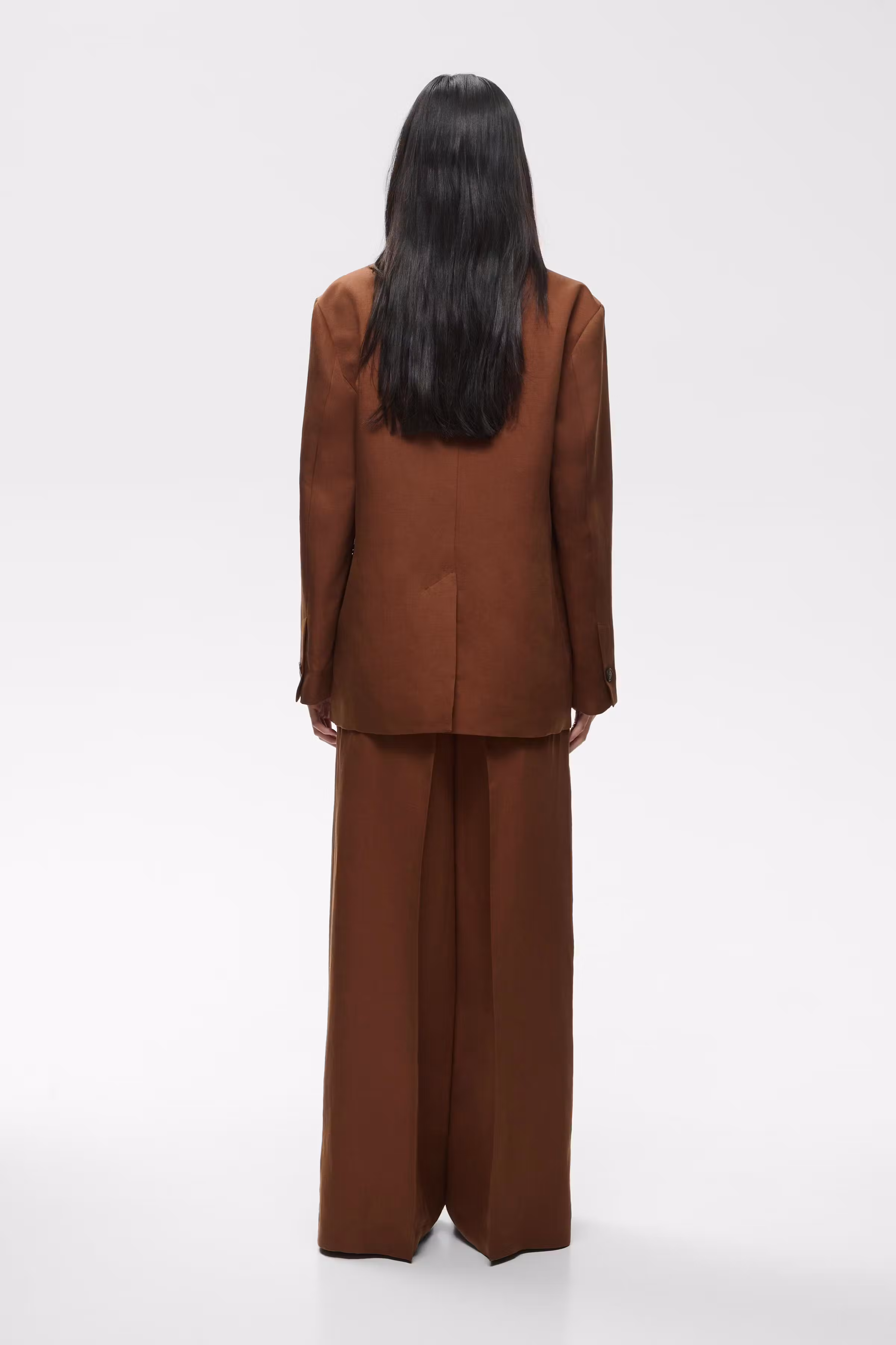 IOPIERA Trousers LOOKBOOK BACK 30600622-BR206