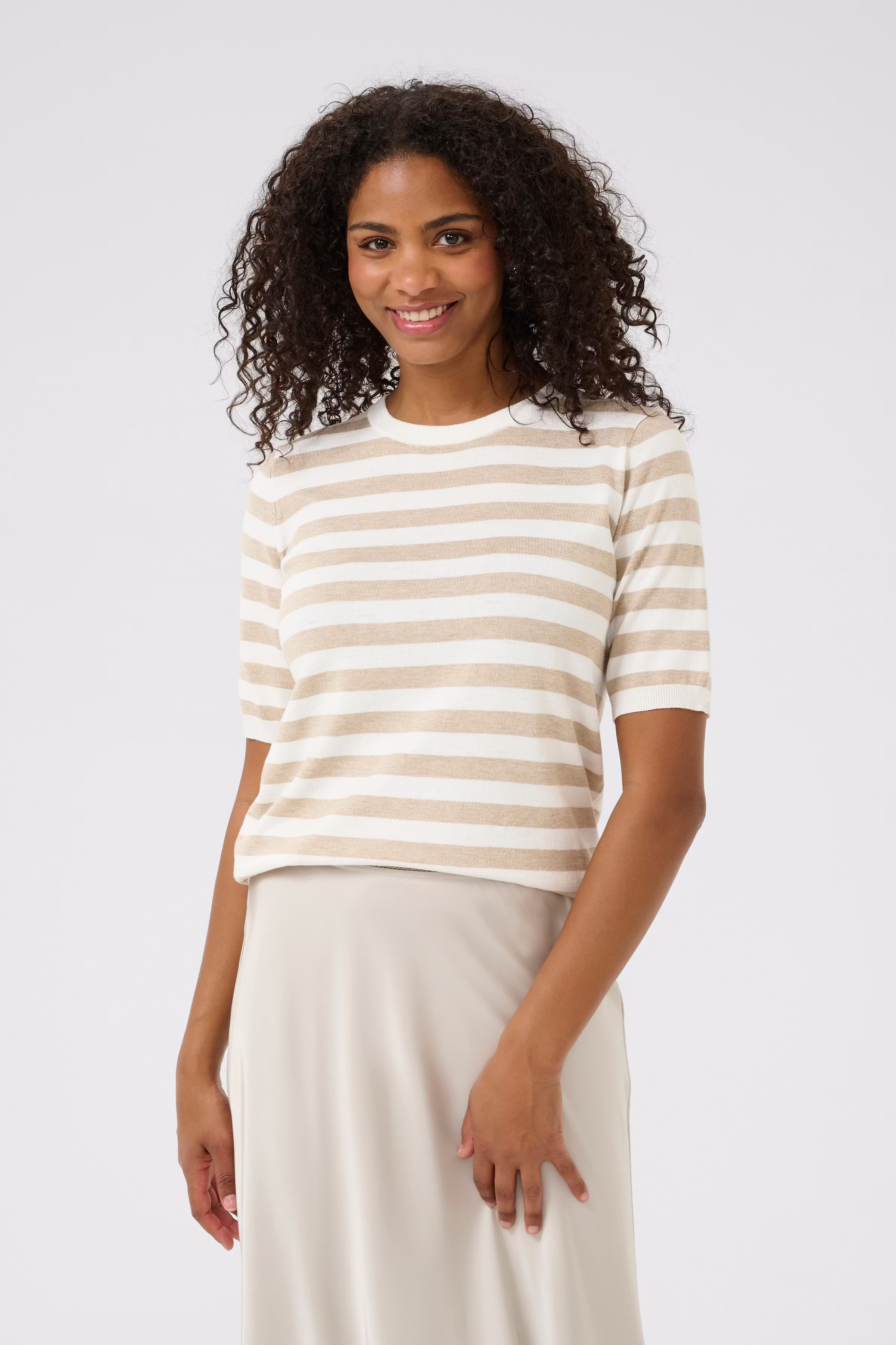 KAlizza Pullover LOOKBOOK FRONT 10508410-107977