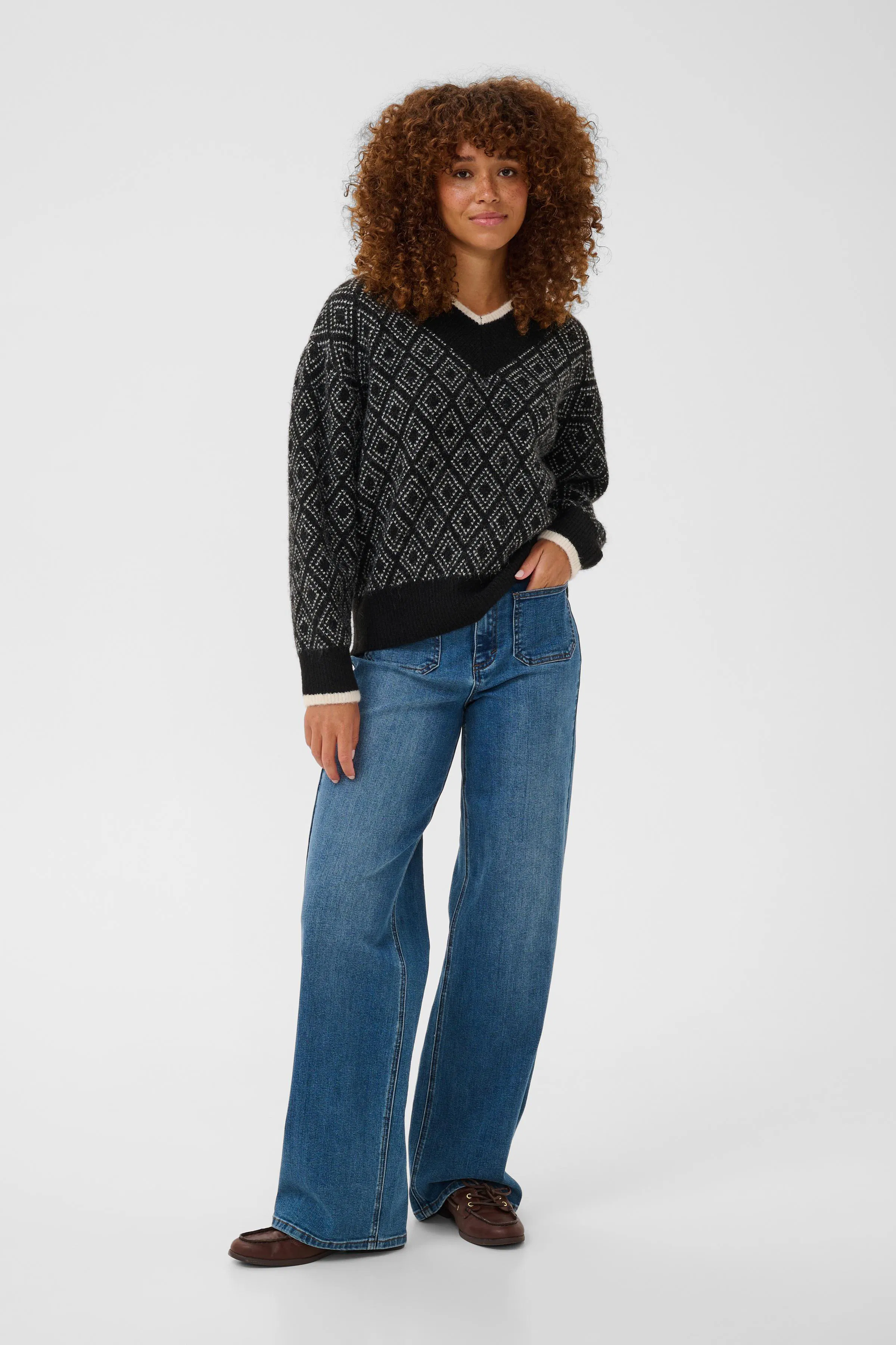 KAsirens Pullover LOOKBOOK FRONT 10512088-109747