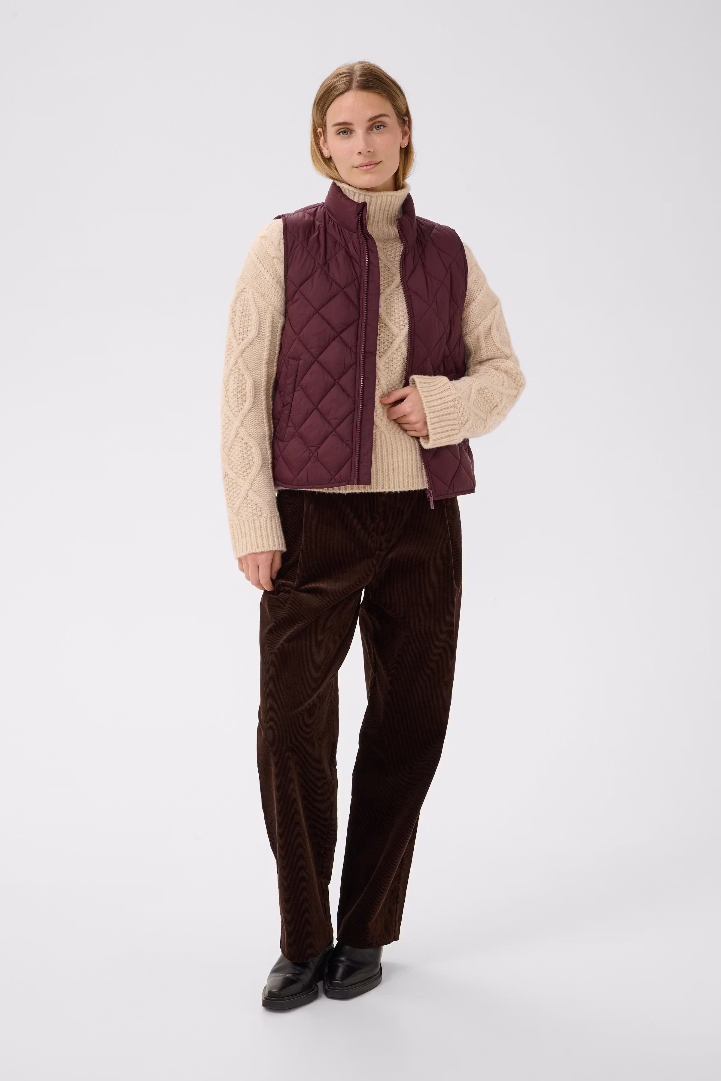 CarlotaPW Warm vest LOOKBOOK FRONT 30310628-191627