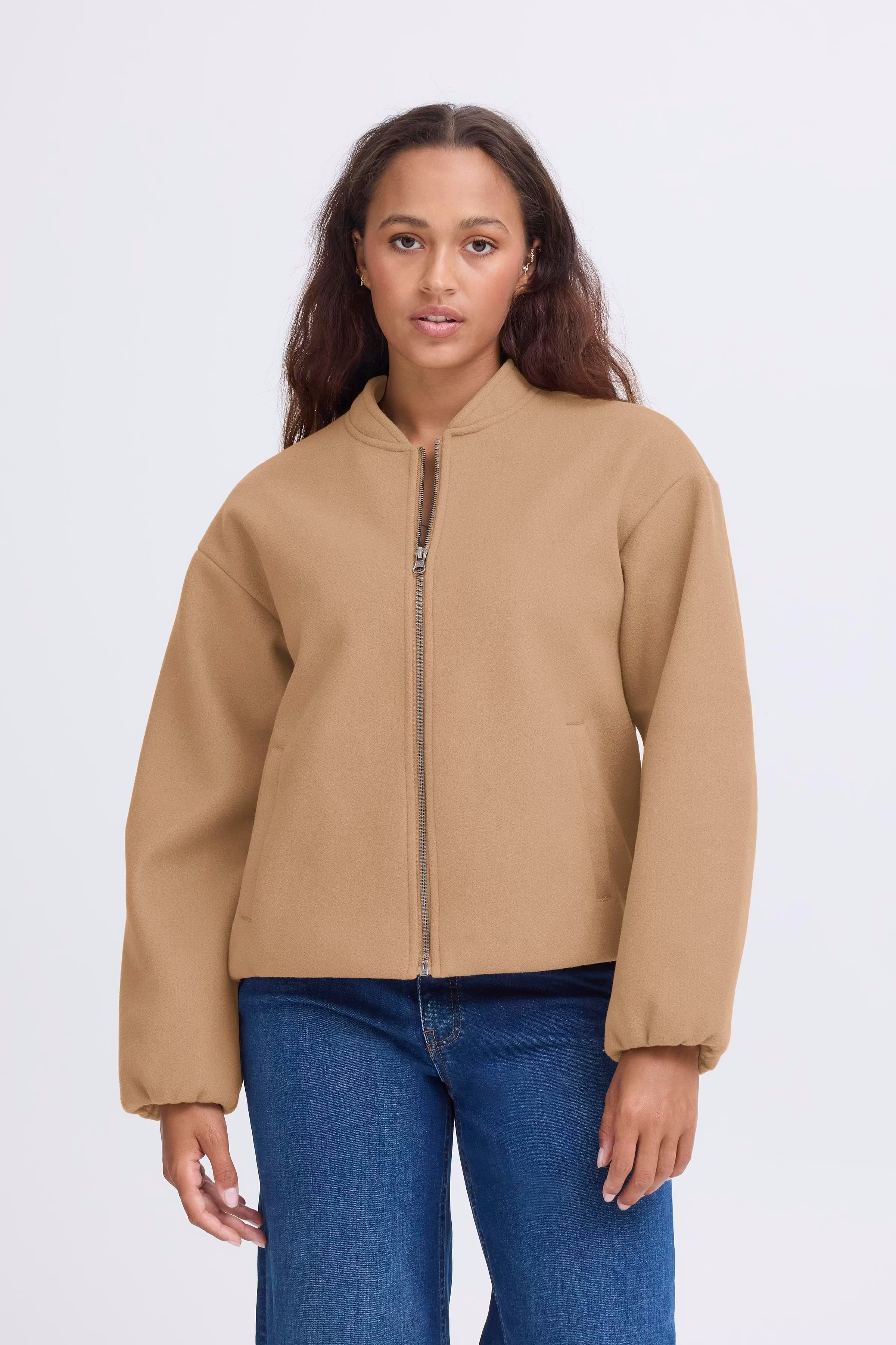 IHJANNET Yttertøy LOOKBOOK FRONT 20123147-171038