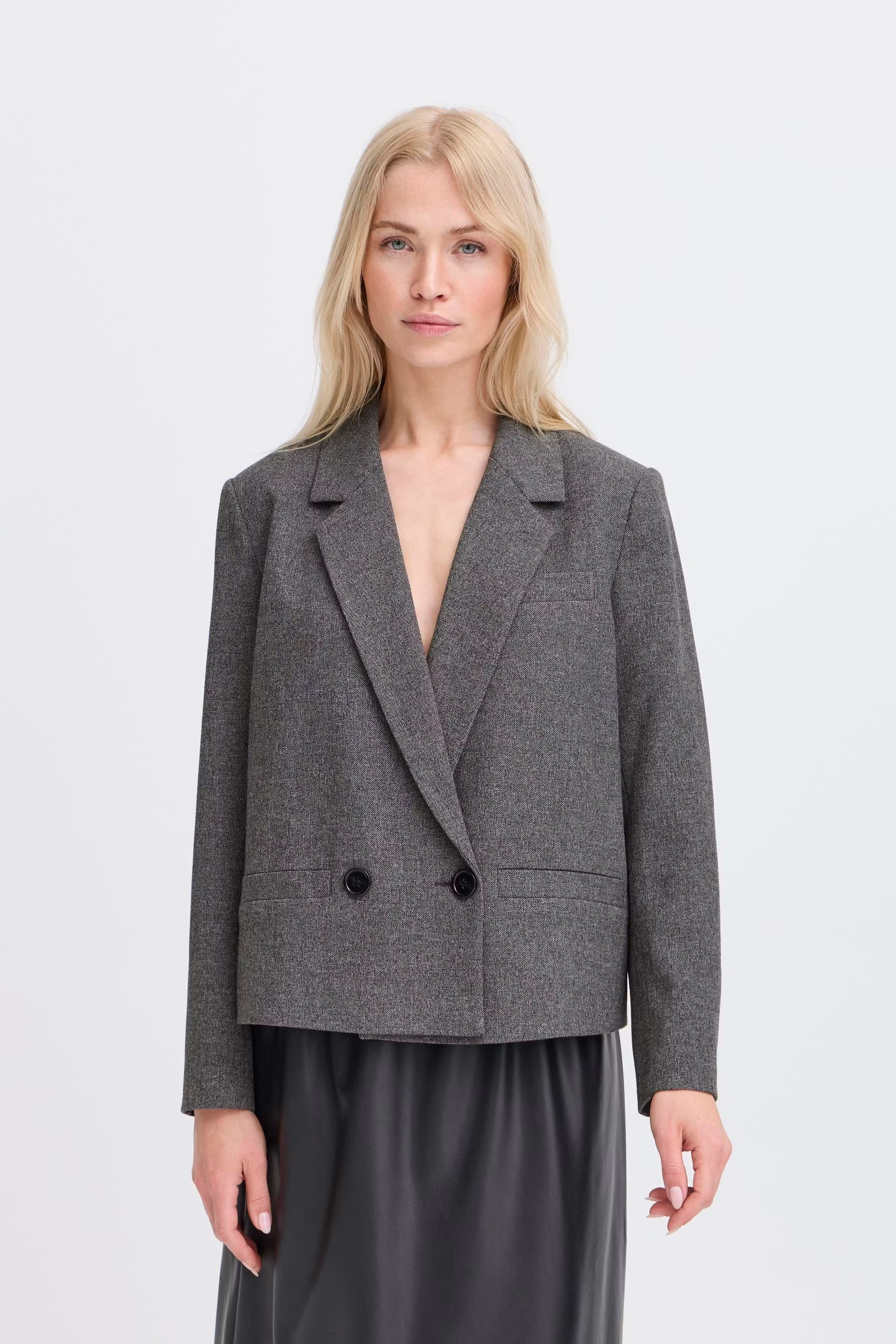 BYETONA Blazer LOOKBOOK FRONT 20818153-200455