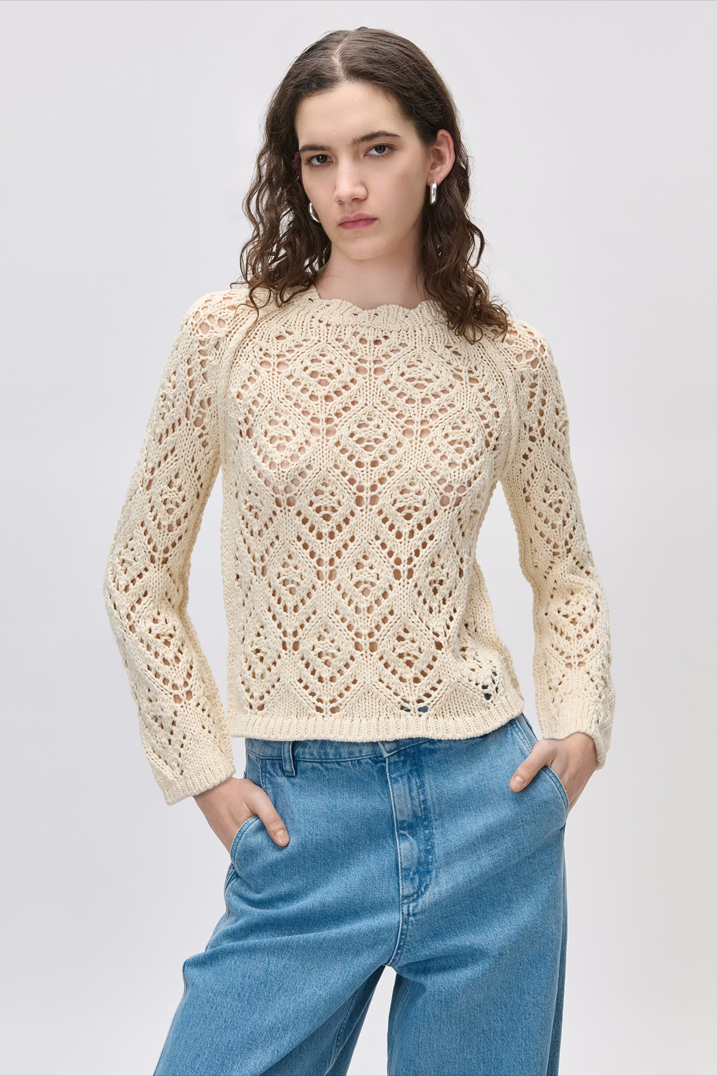 FIBY Pullover LOOKBOOK FRONT 30600605-WH022