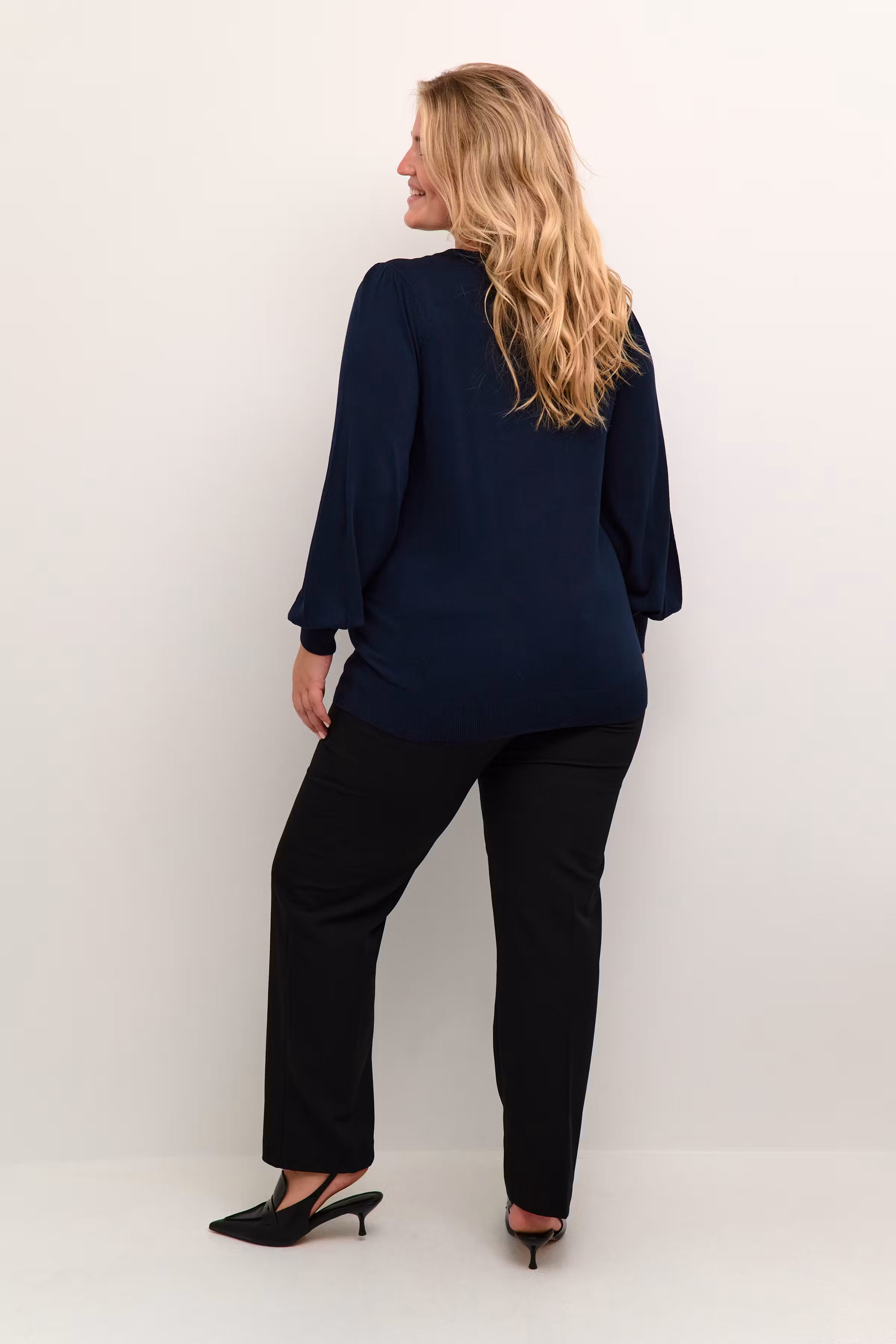 KCmiana Pullover LOOKBOOK BACK 10582018-194020