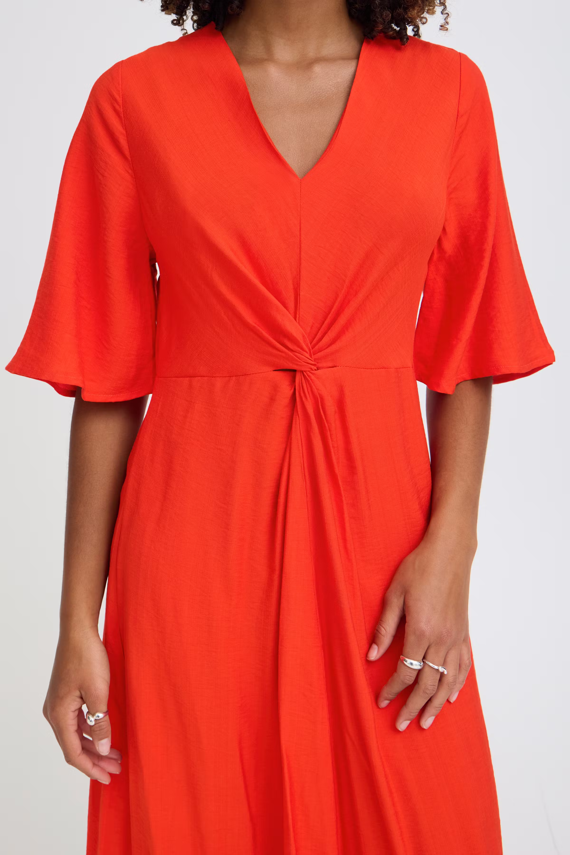 IHIMELDA Kjole LOOKBOOK DETAIL 20125510-181664