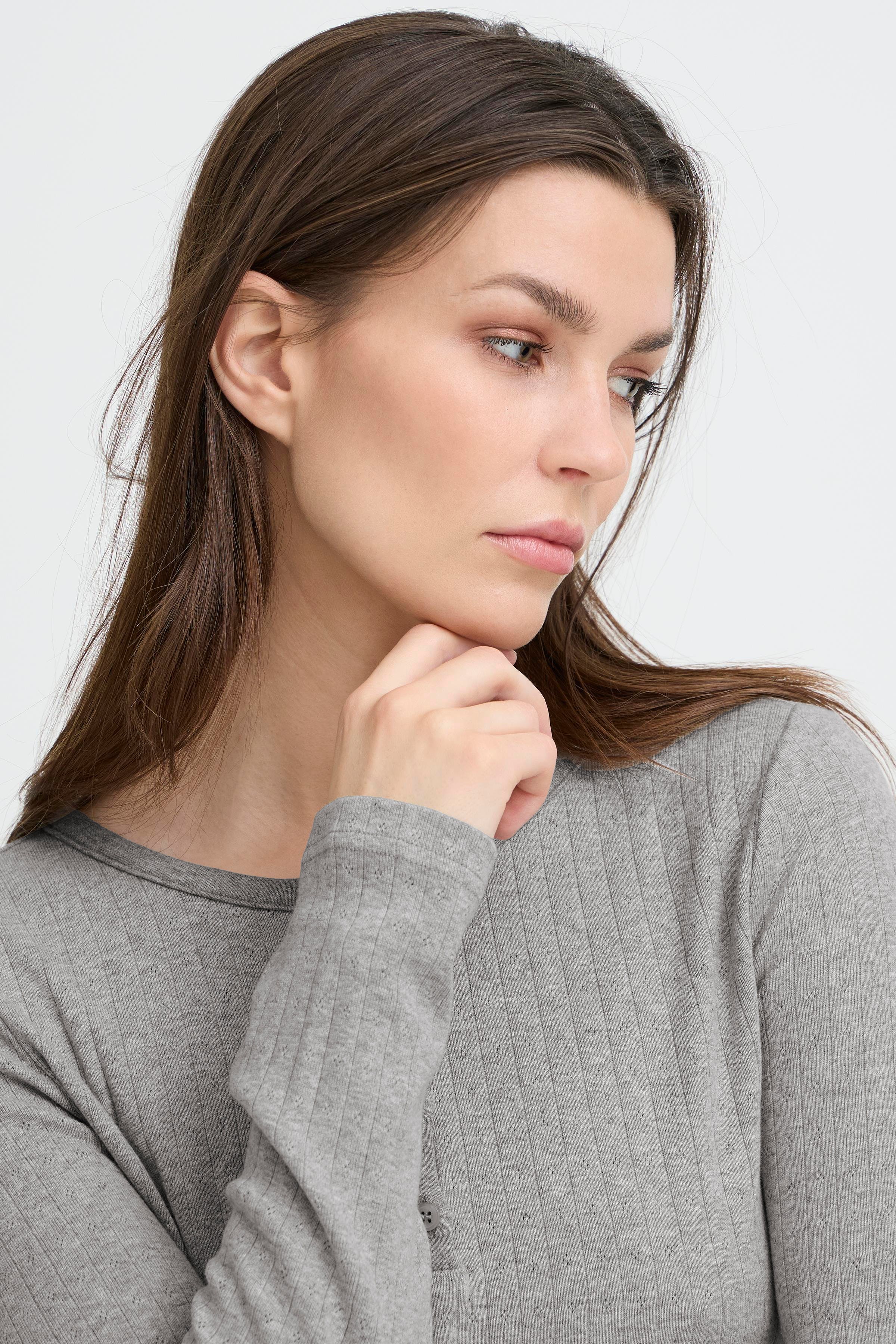 PZLISA T-shirt LOOKBOOK DETAIL 50209248-205358