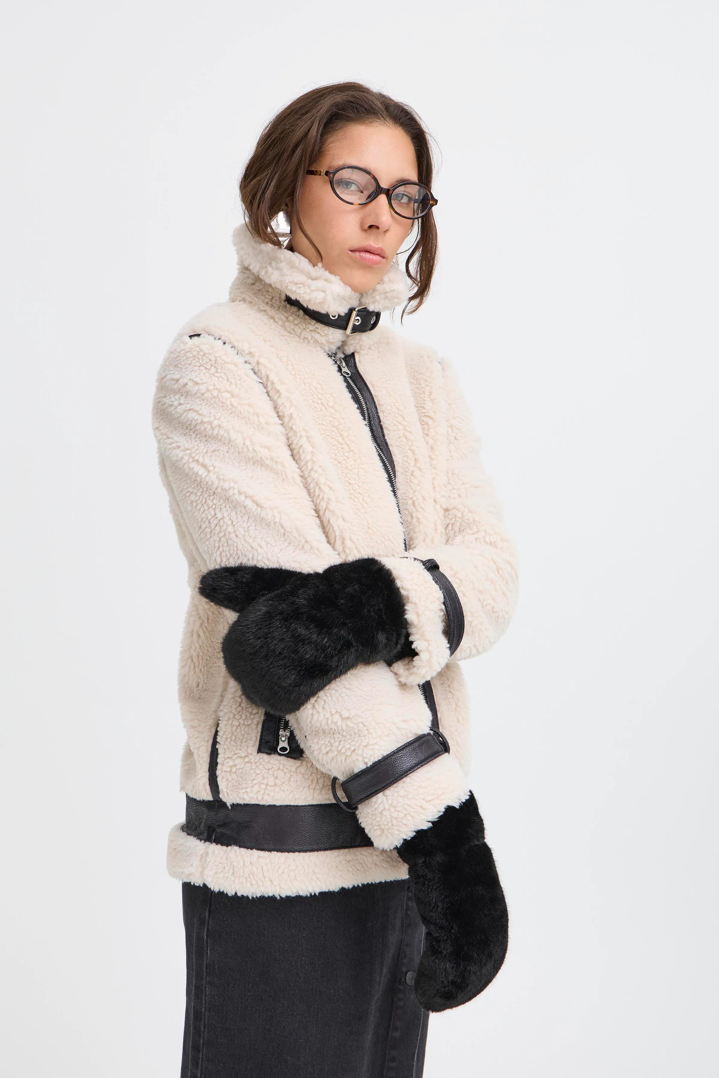 BYWOLFIE Hansker LOOKBOOK FRONT 20817272-151304