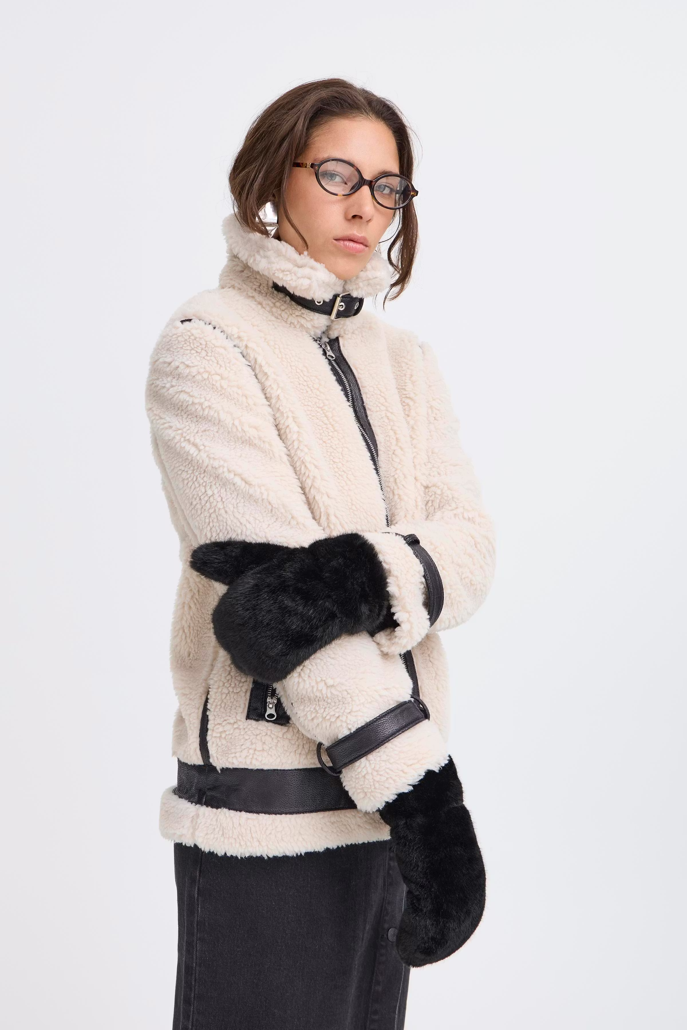 BYWOLFIE Hansker LOOKBOOK FRONT 20817272-151304