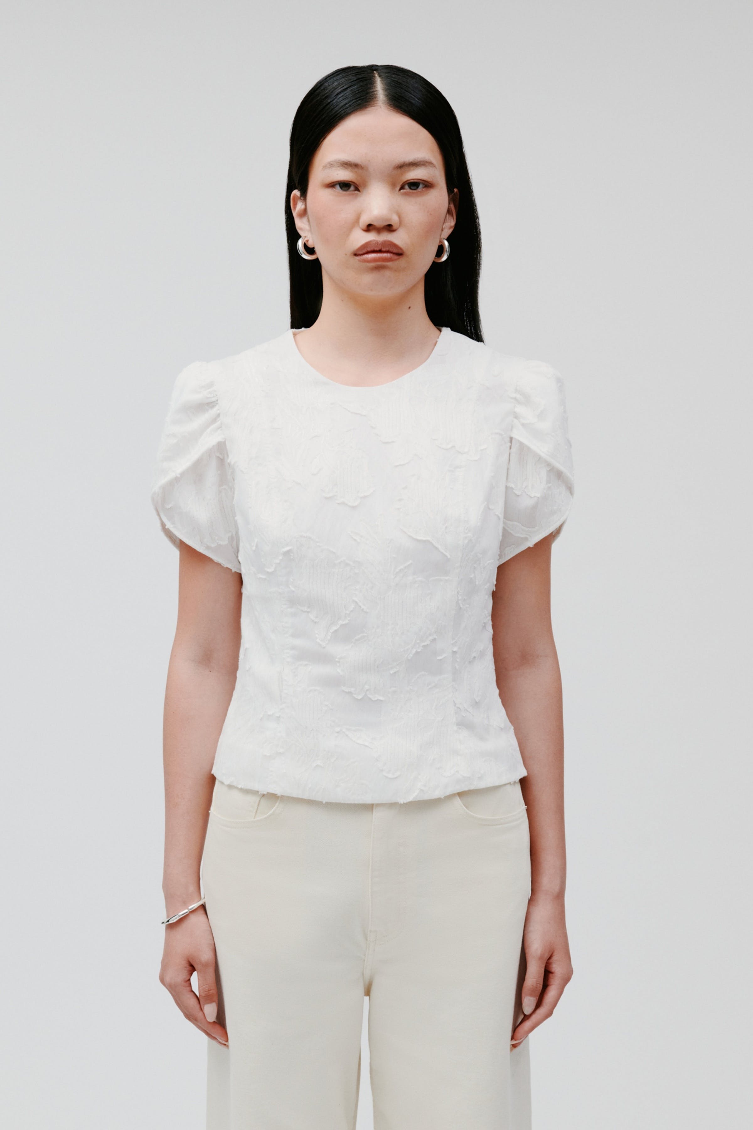 ELODIE Bluse LOOKBOOK FRONT 30600738-WH010