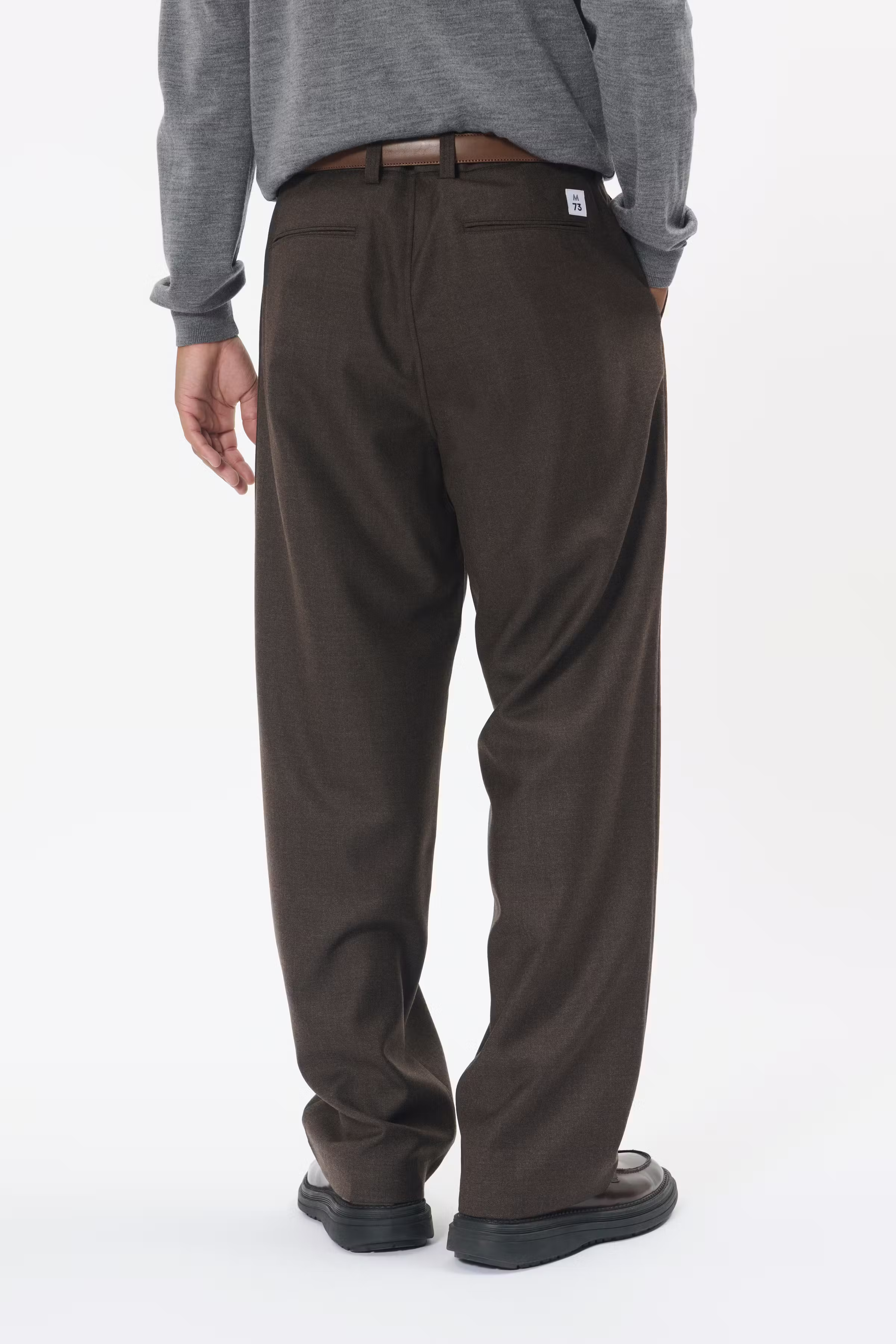 MAchino Broek LOOKBOOK BACK 30208813-191018