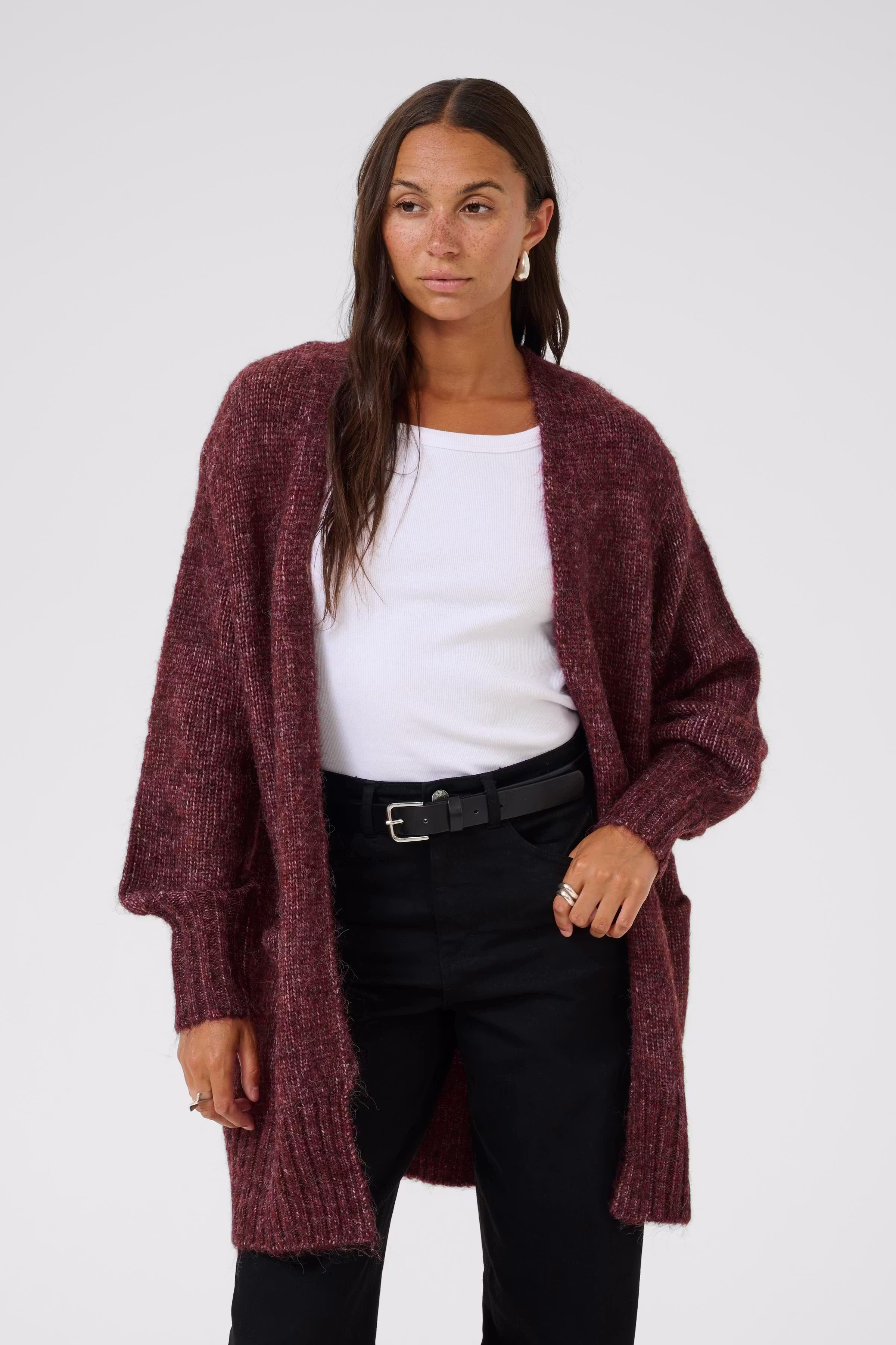 KAtrina Cardigan LOOKBOOK FRONT 10509150-1915281