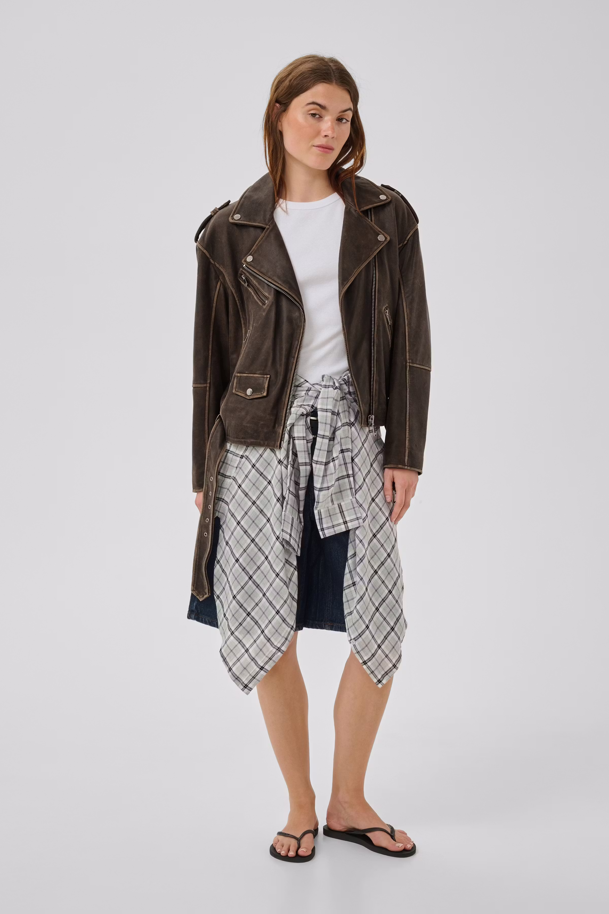 01 THE GILO LEATHER JACKET LOCATION NONE 10704658-105575