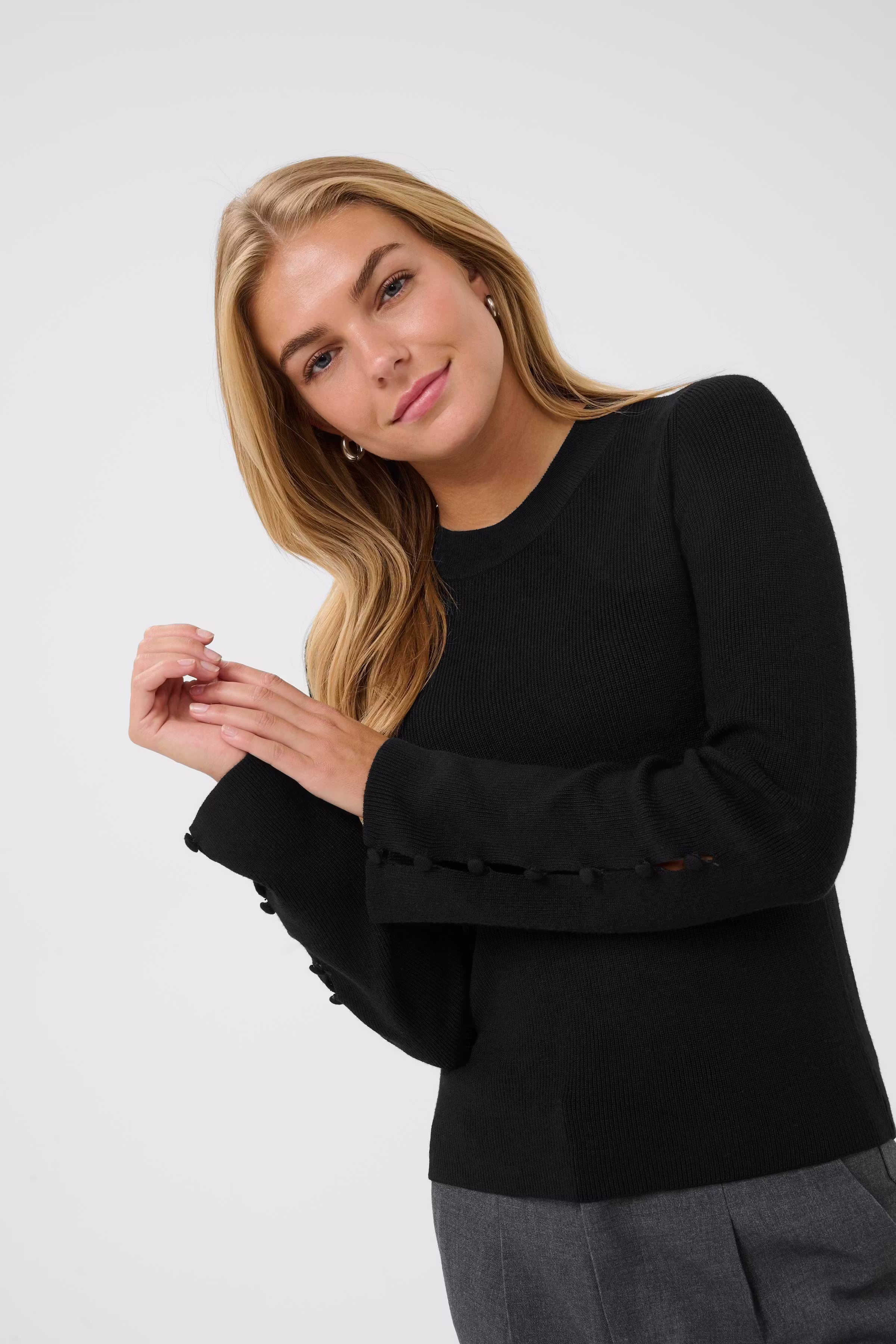 KAhallie Pullover LOOKBOOK DETAIL 10510887-100121