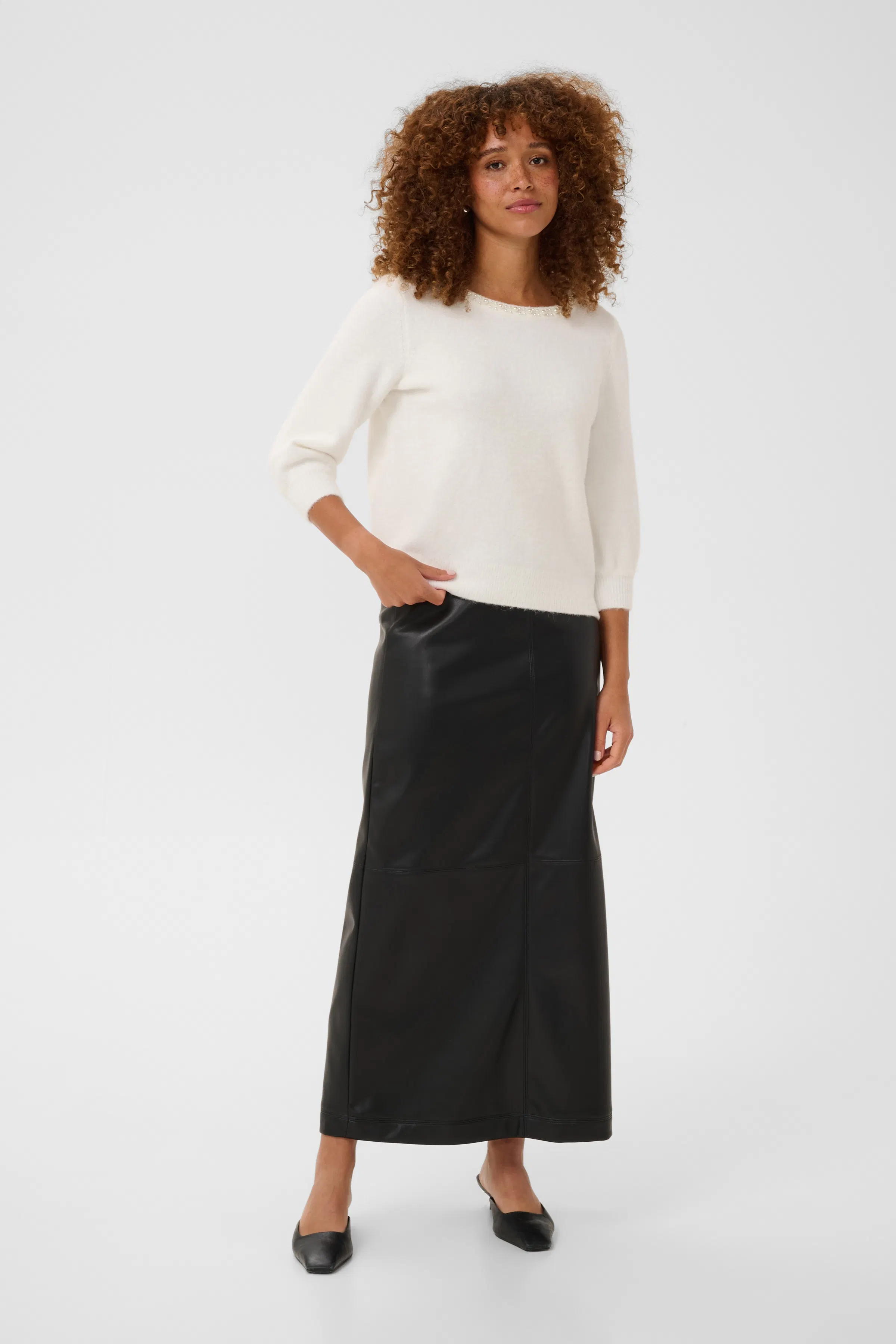 KAselly Pullover LOOKBOOK FRONT 10512296-110602