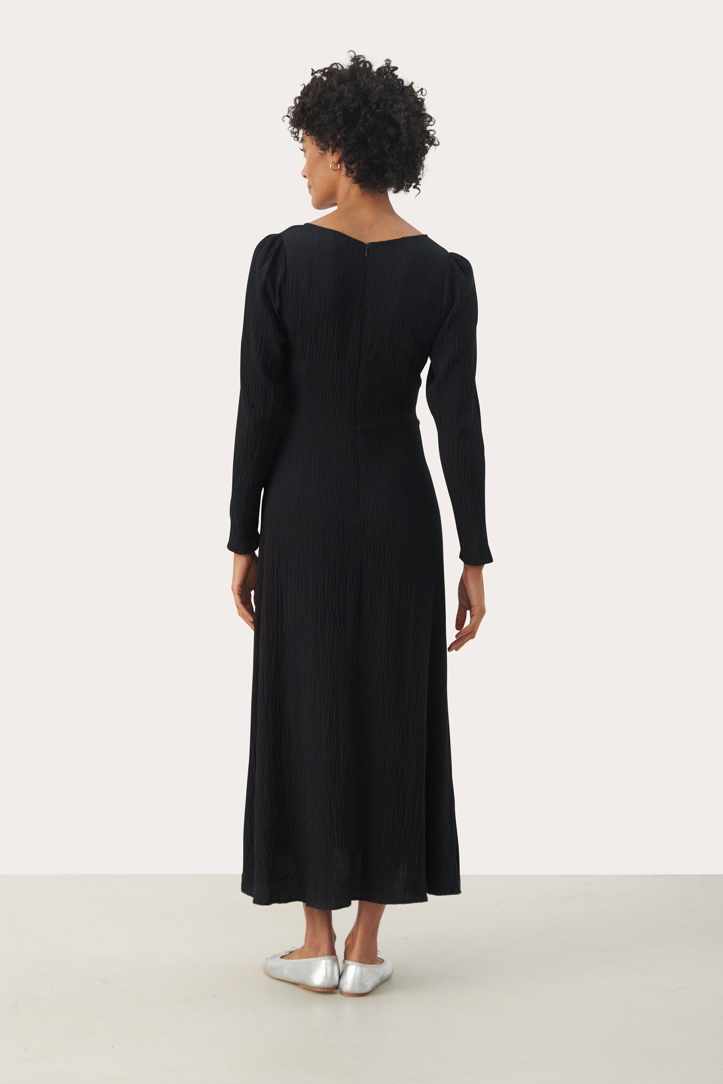 ElfridaPW Lang kjole LOOKBOOK BACK 30308420-194013