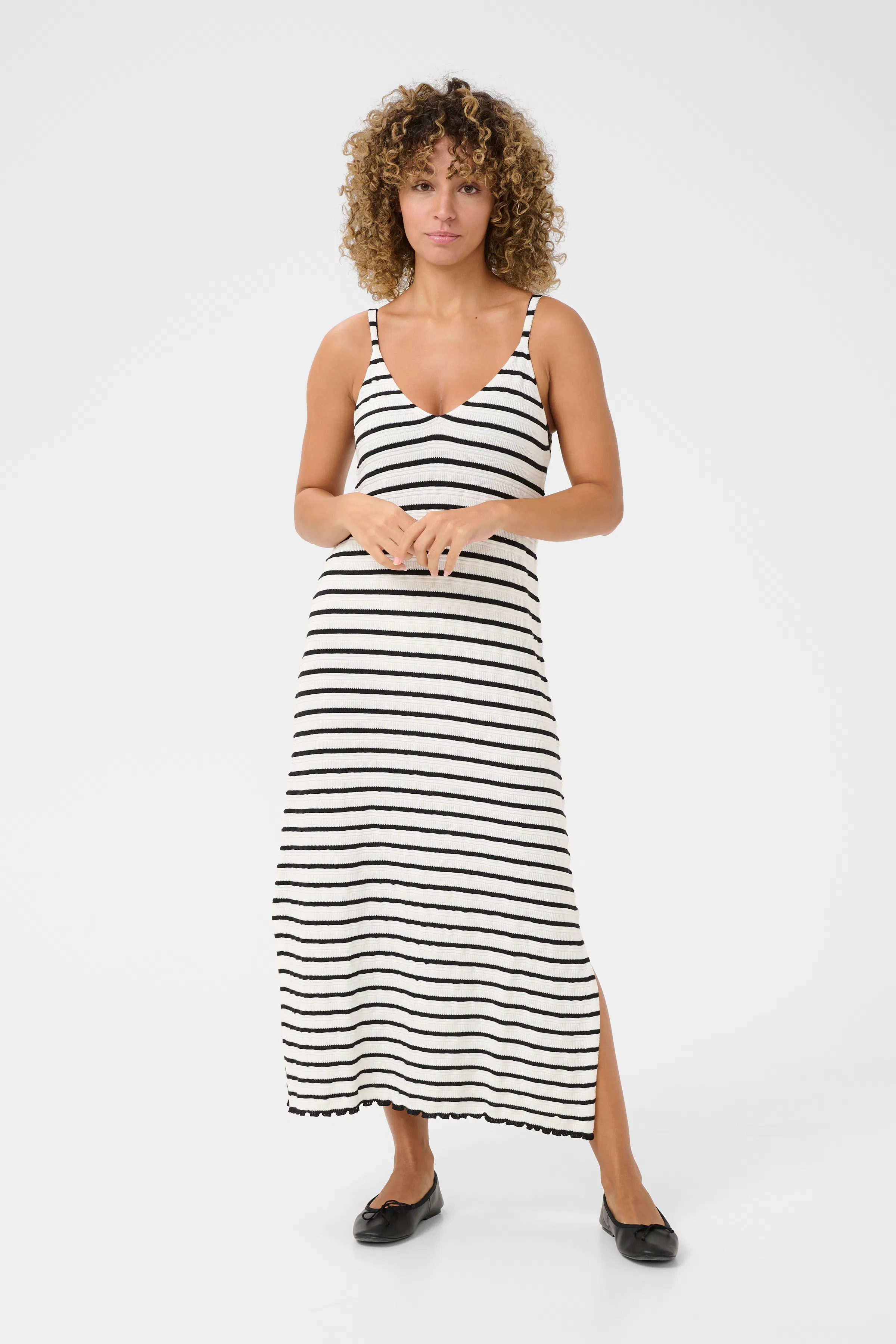CRJady Kjole LOOKBOOK FRONT 10613670-107603