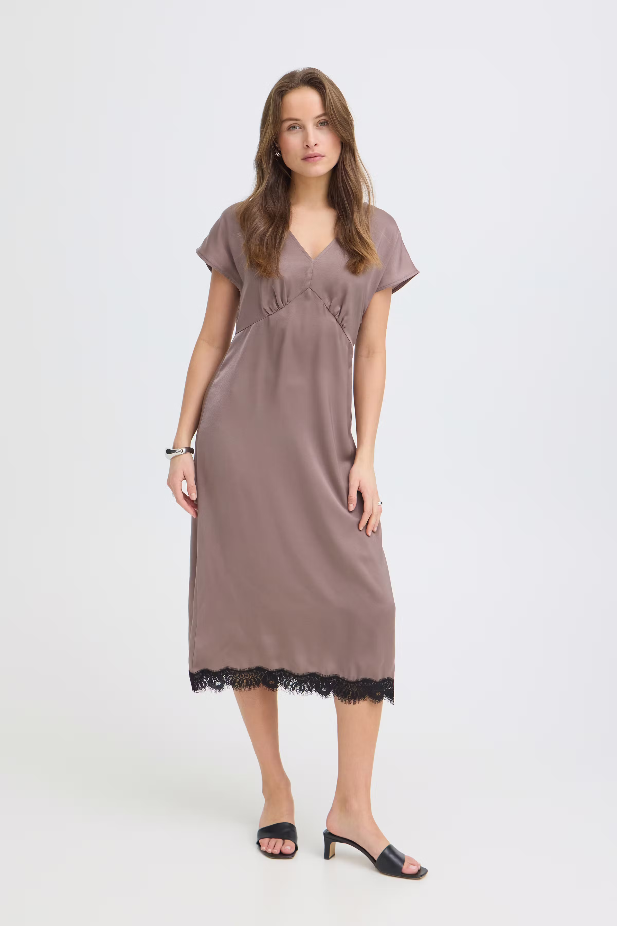 BYXFELICI Kjole LOOKBOOK FRONT 20820056-181306