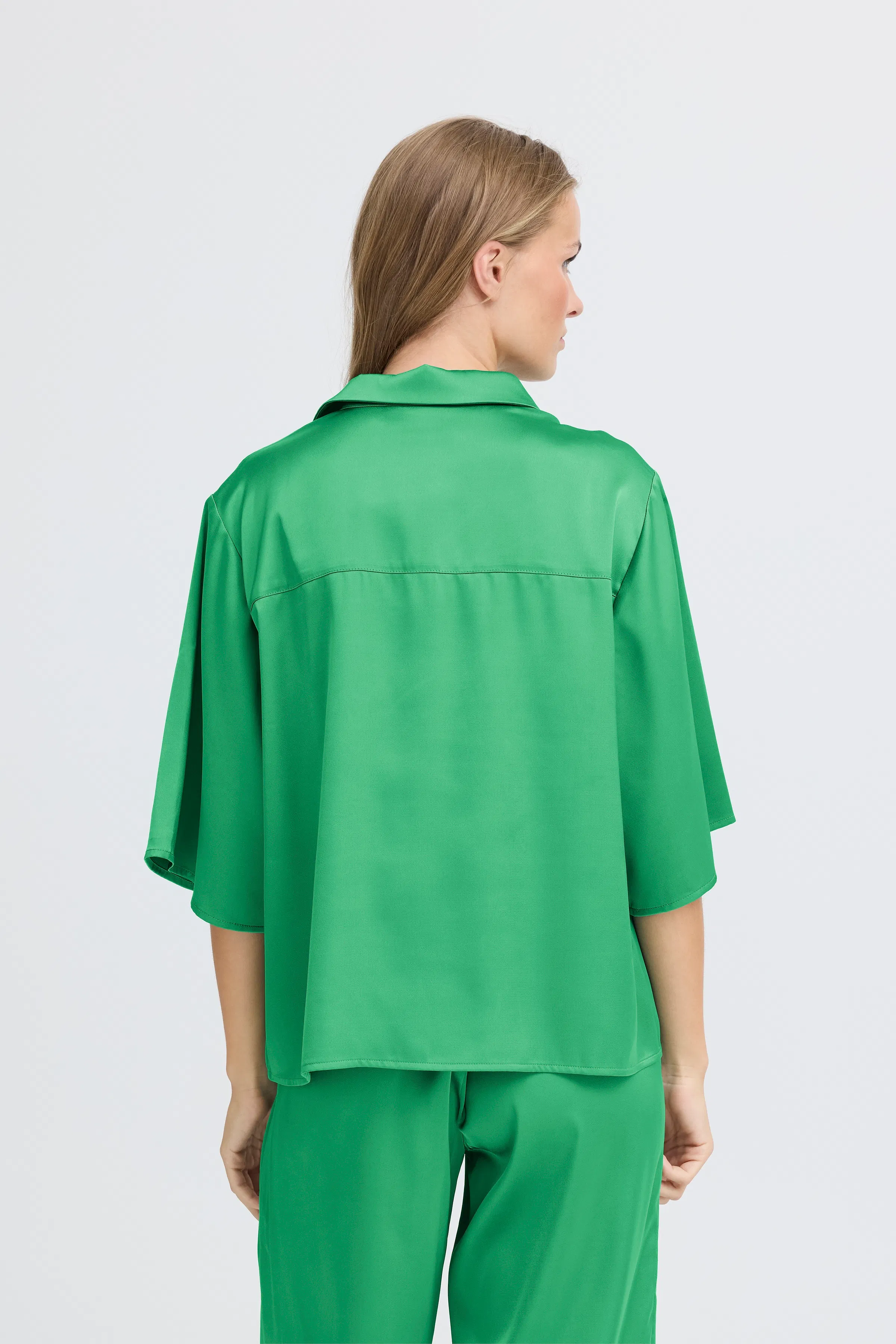IHNIMA Bluse LOOKBOOK BACK 20123839-175923