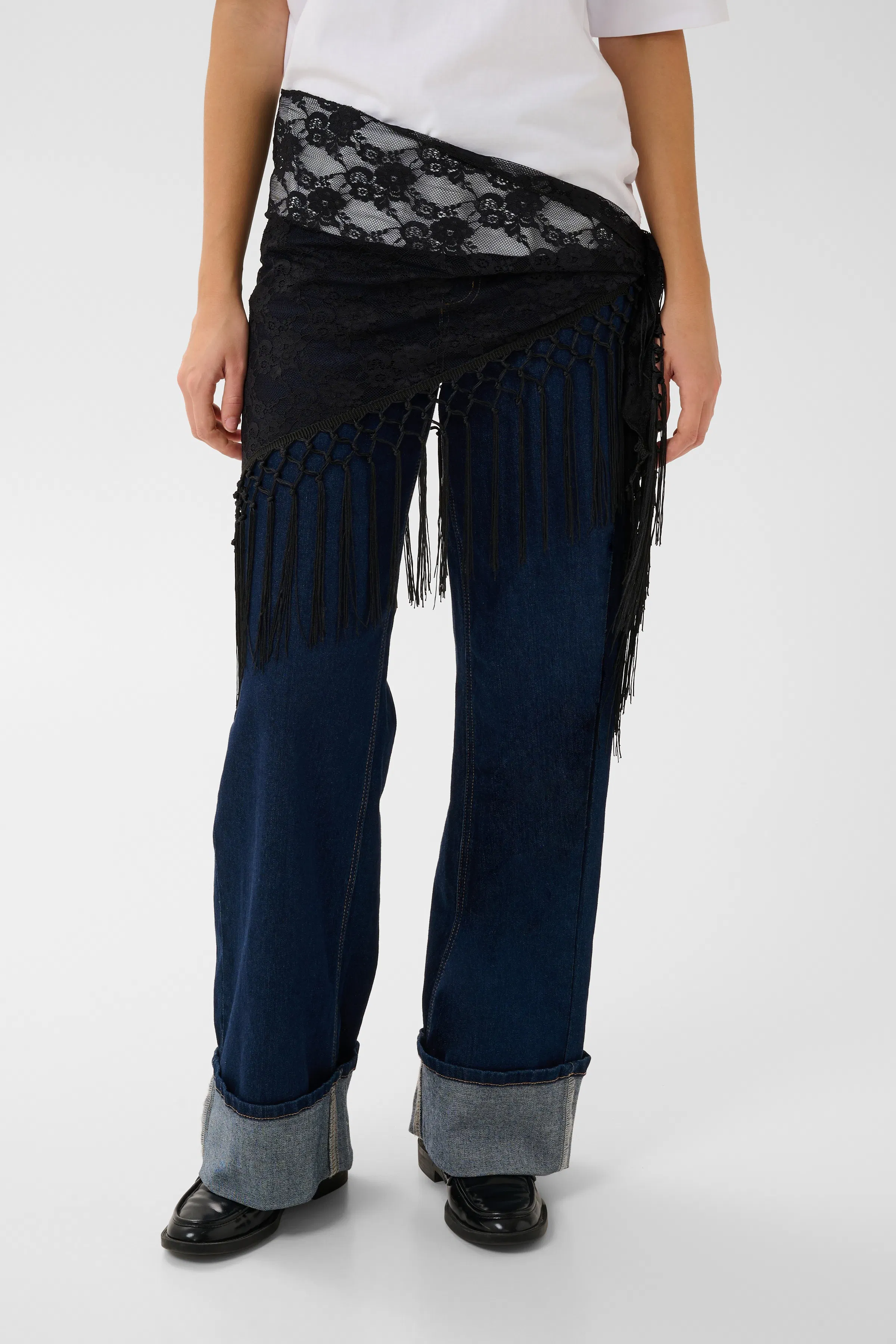 KArosa Tuch LOOKBOOK FRONT 10513255-194008